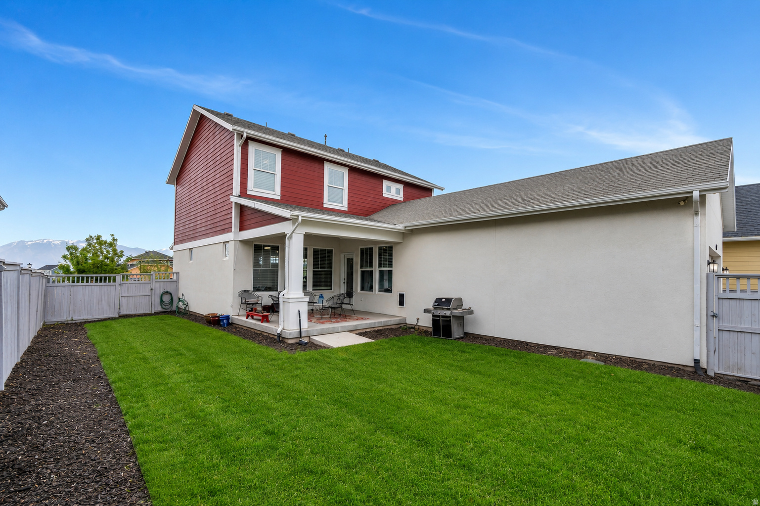 DAYBREAK - Residential