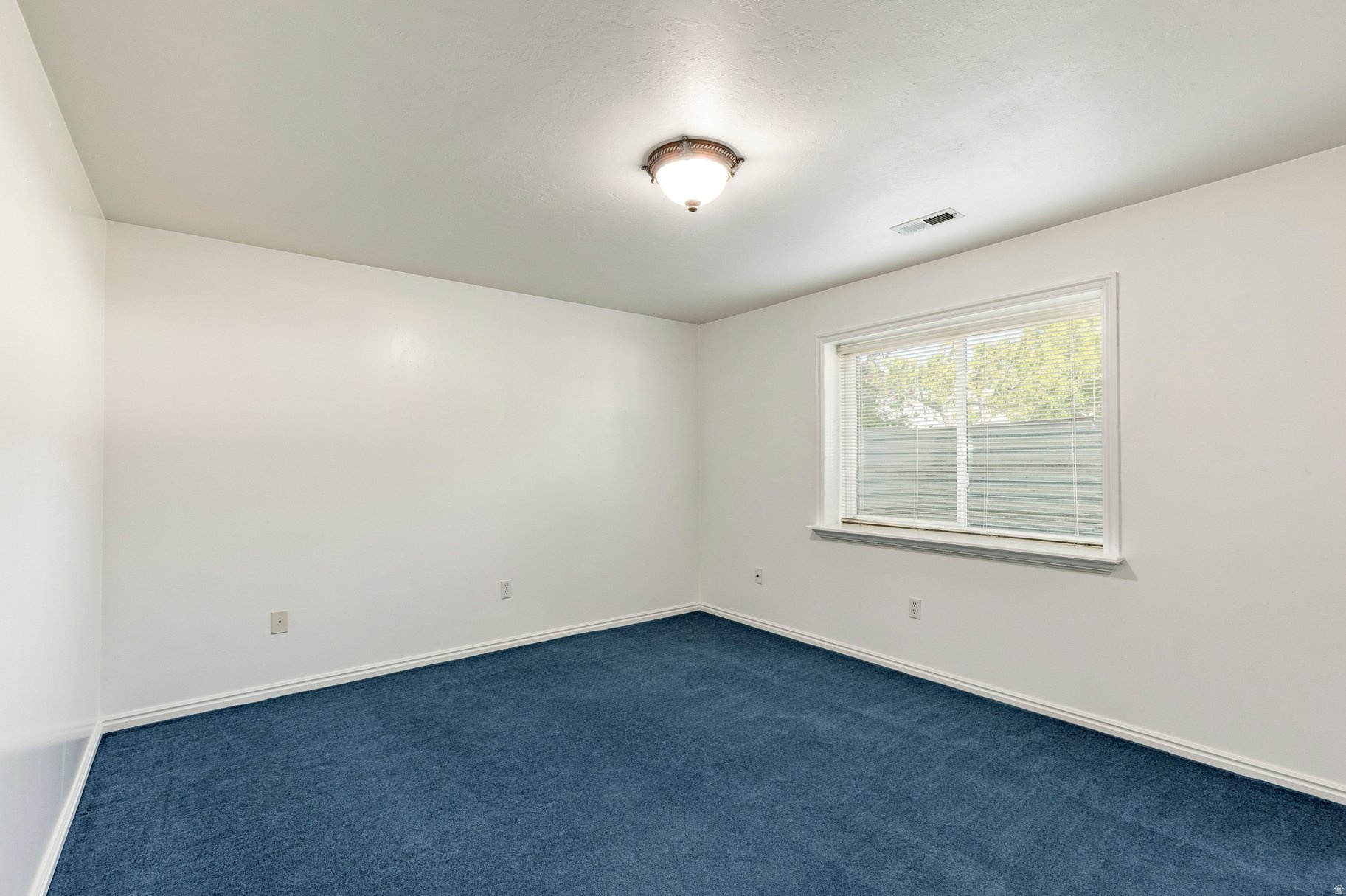 LINCOLN ESTATE - Residential