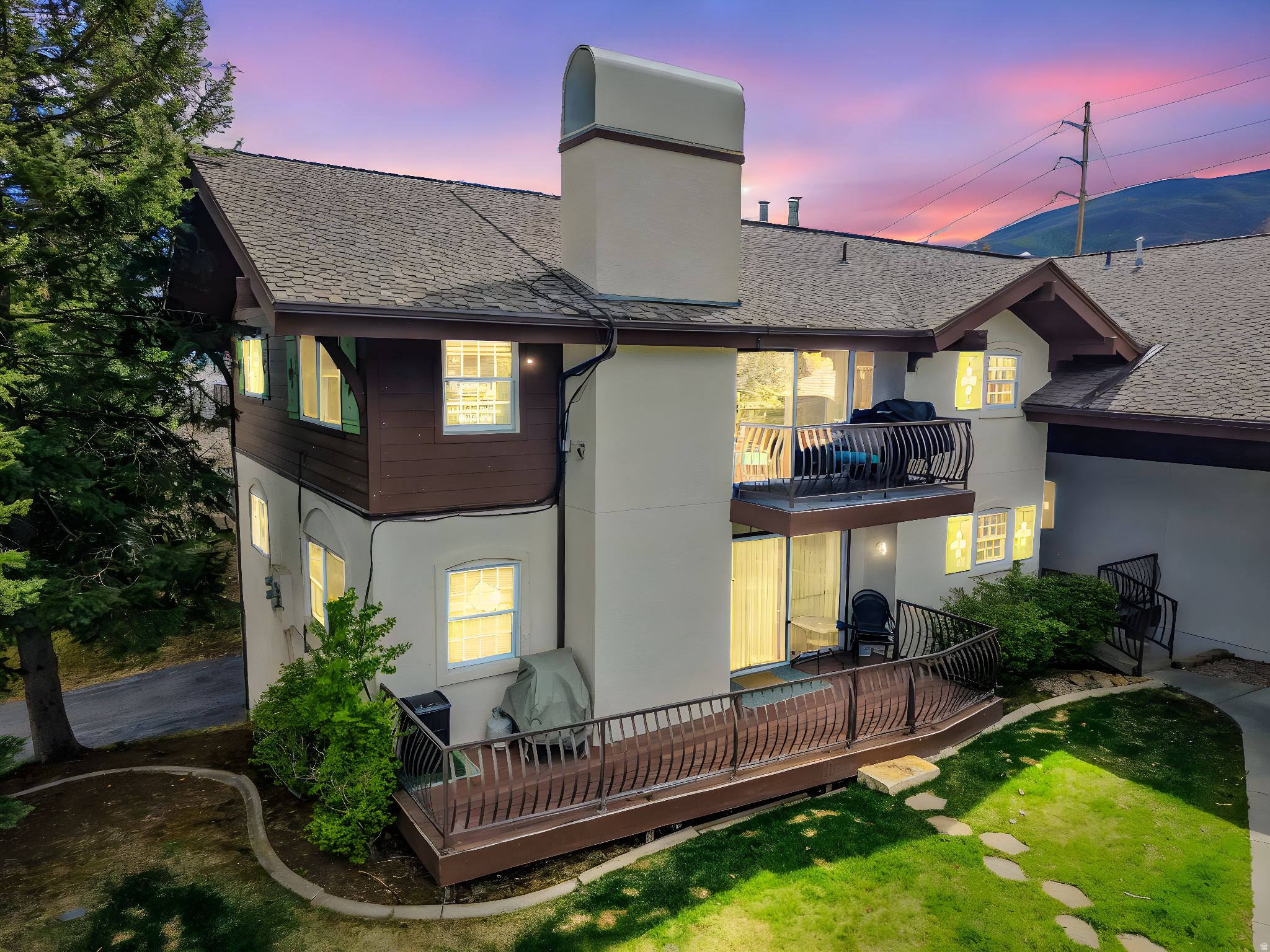 SWISS OAKS - Residential