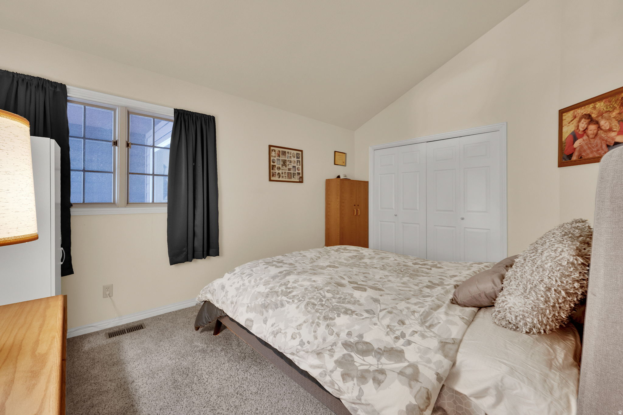 SWISS OAKS - Residential