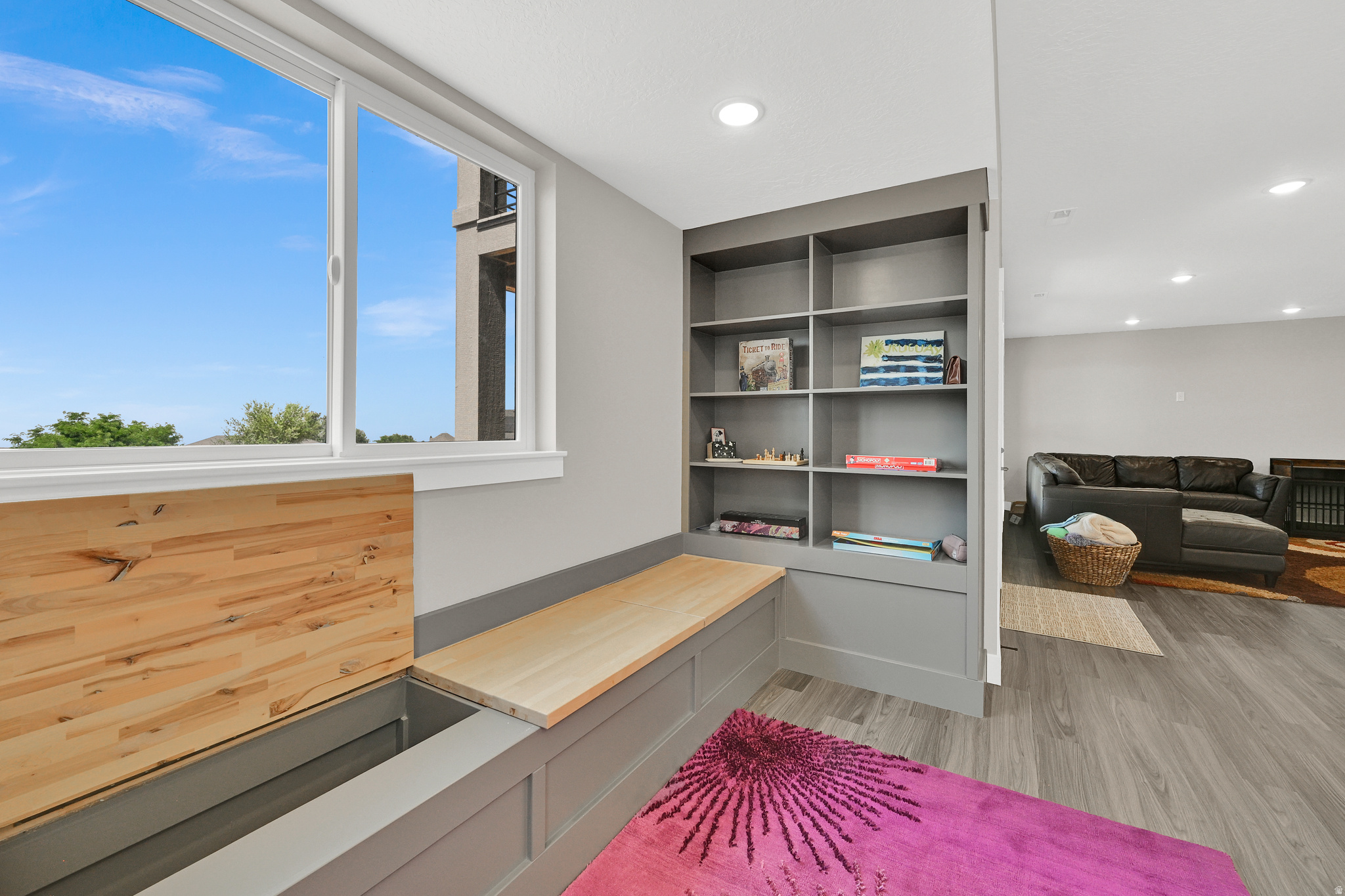 NORTHVIEW - Residential