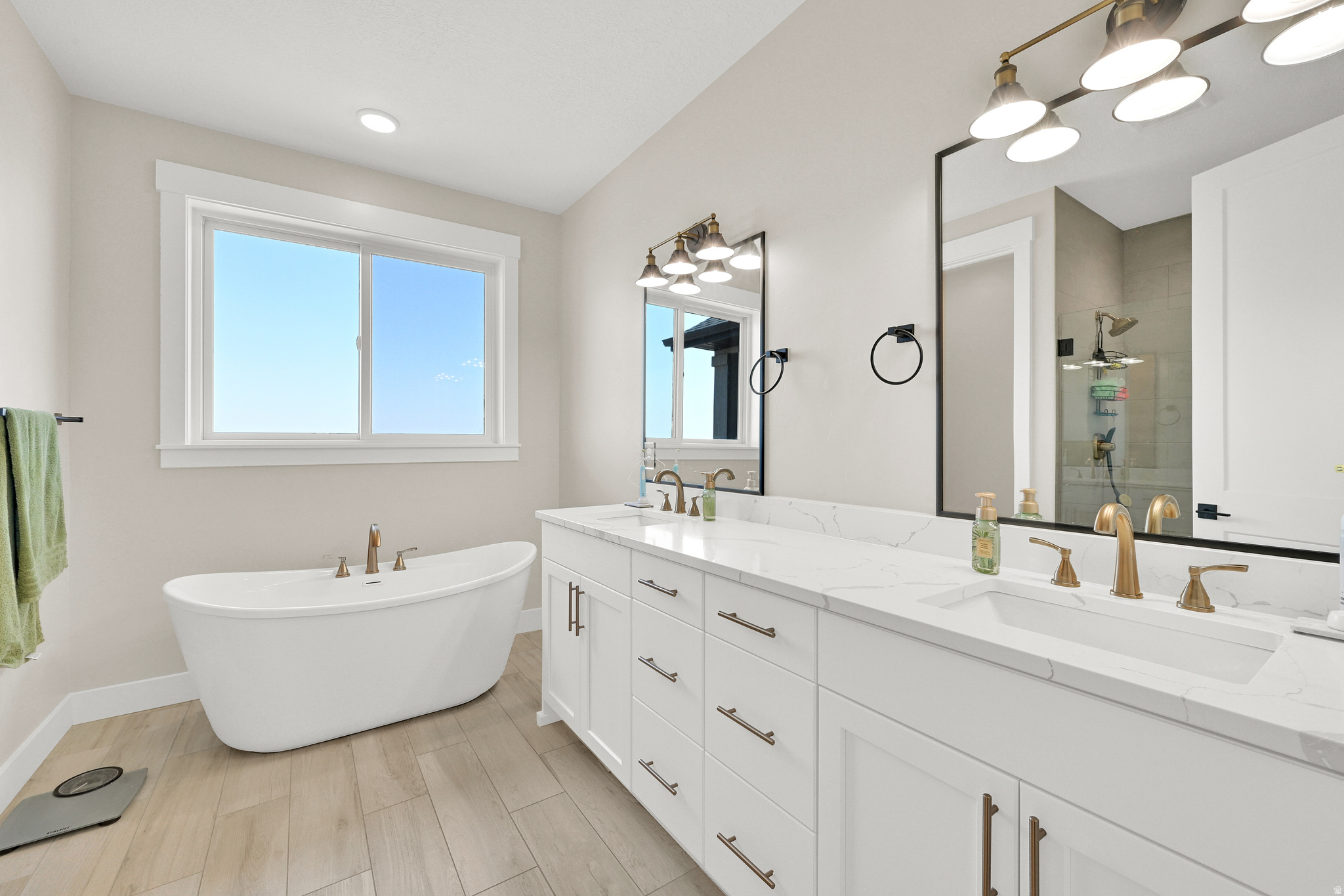 NORTHVIEW - Residential