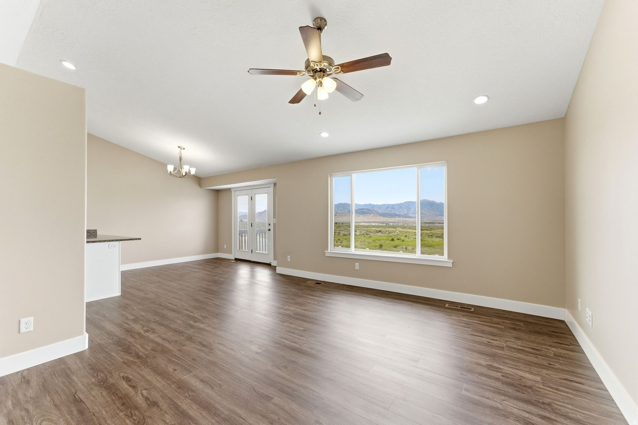 RANCHO TOOELE - Residential