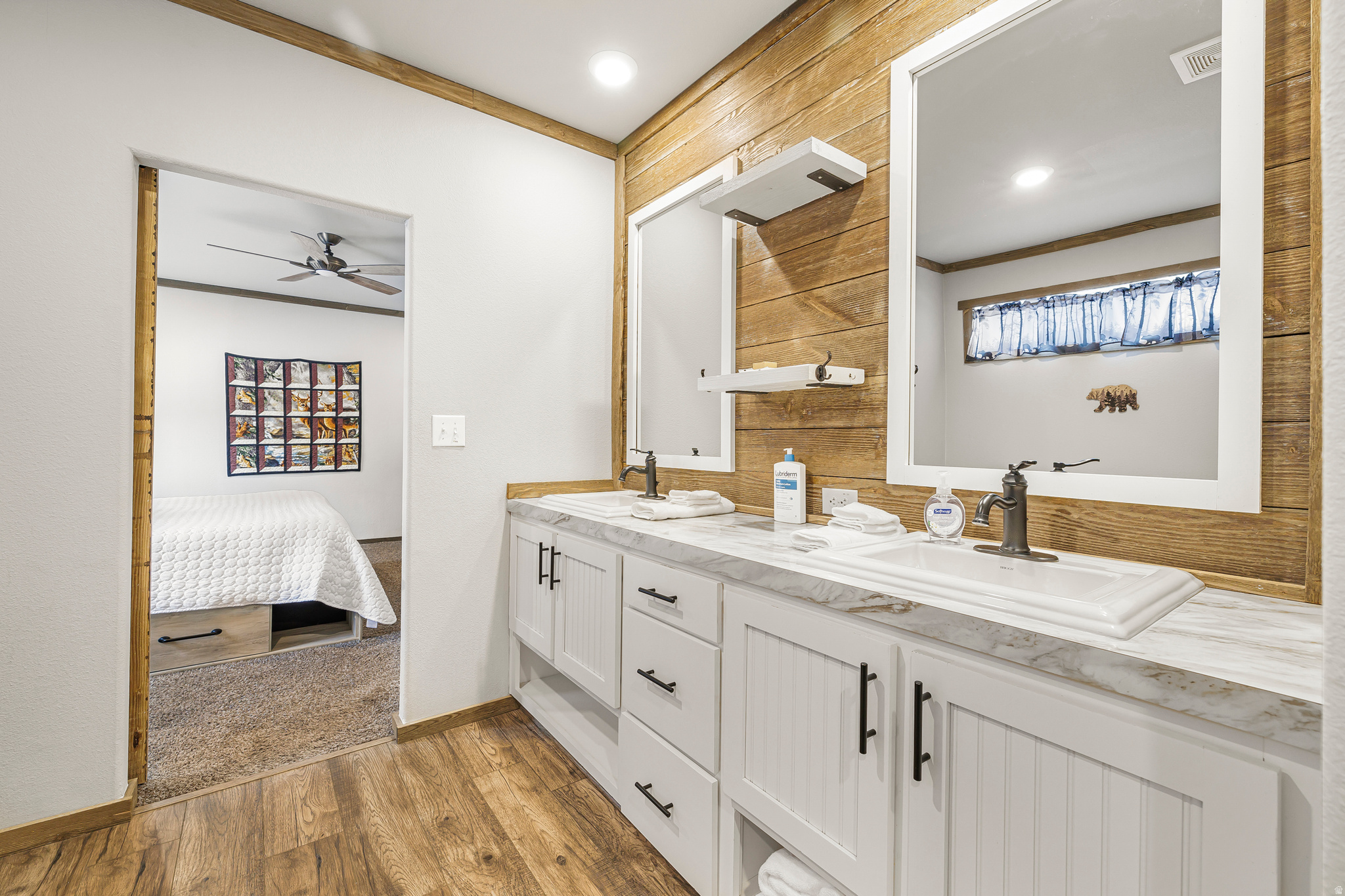 SHOTGUN VILLAGE EST - Residential
