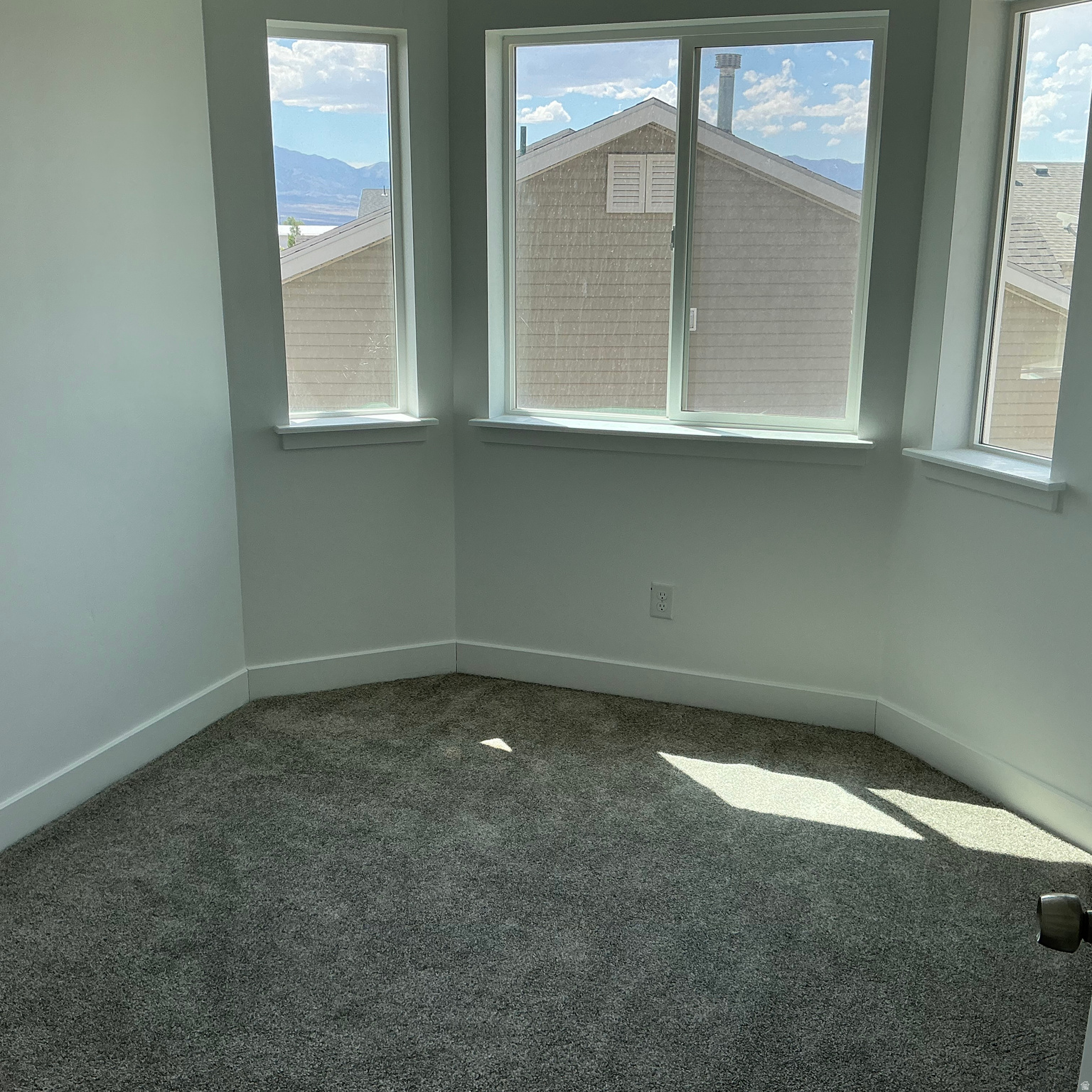 WEST POINT MEADOWS - Residential