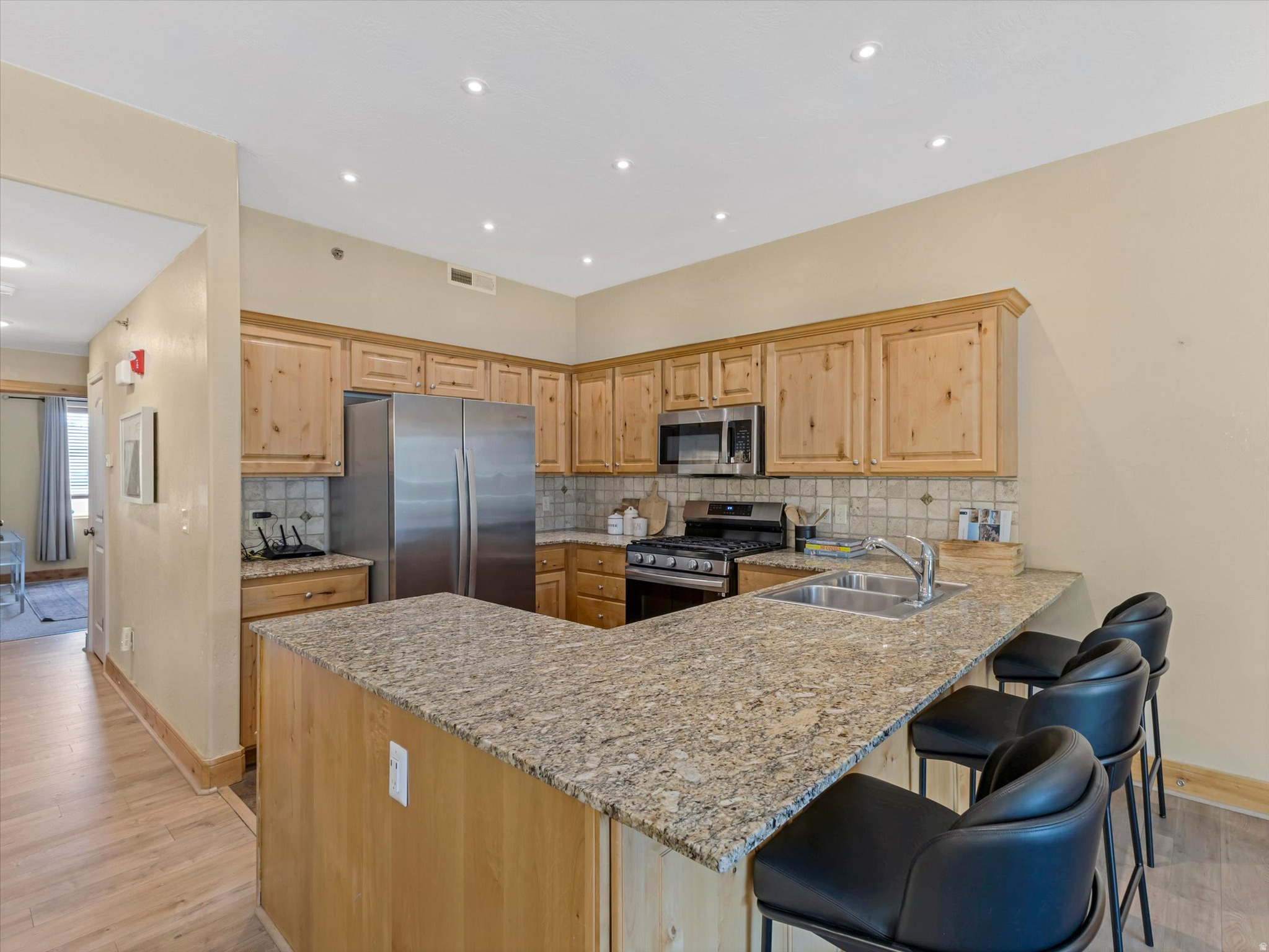 FOX POINT AT REDSTONE - Residential