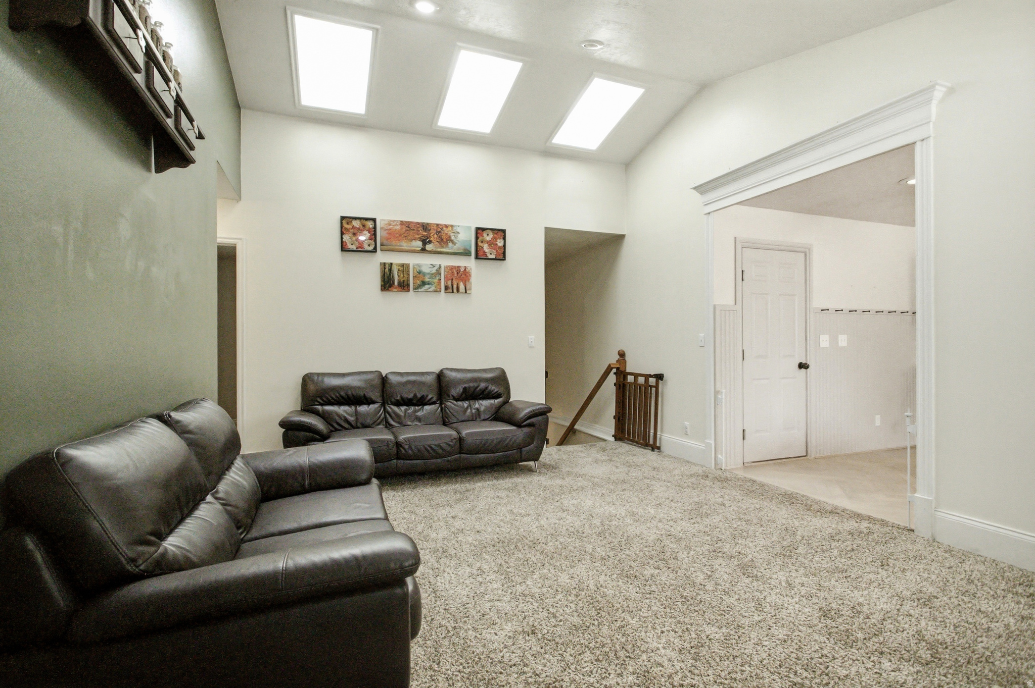 MOUNTAIN VIEW - Residential