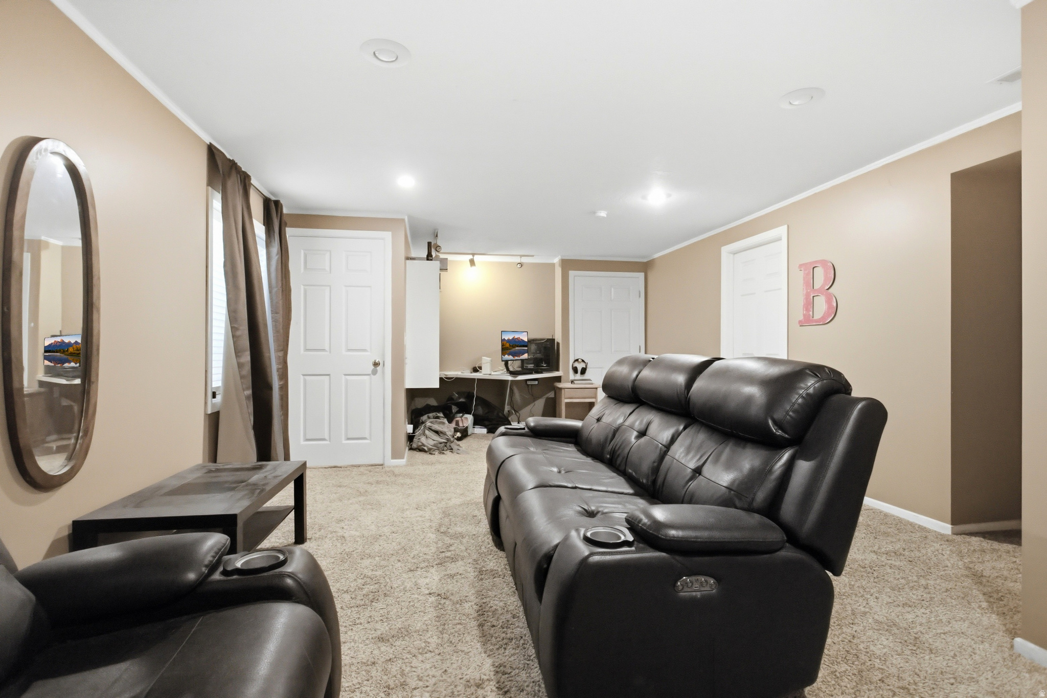 MOUNTAIN VIEW - Residential