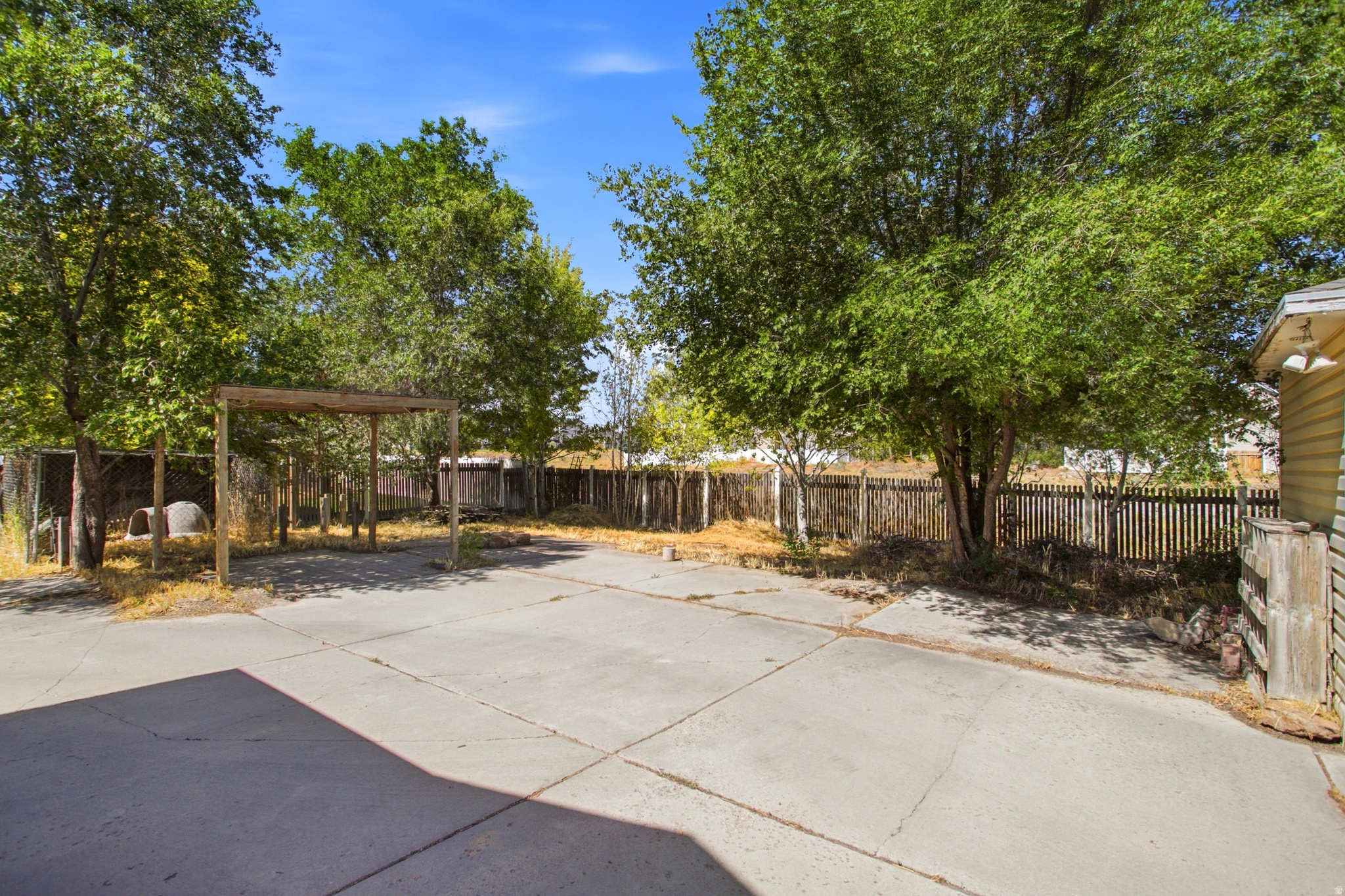 MOUNTAIN VIEW - Residential