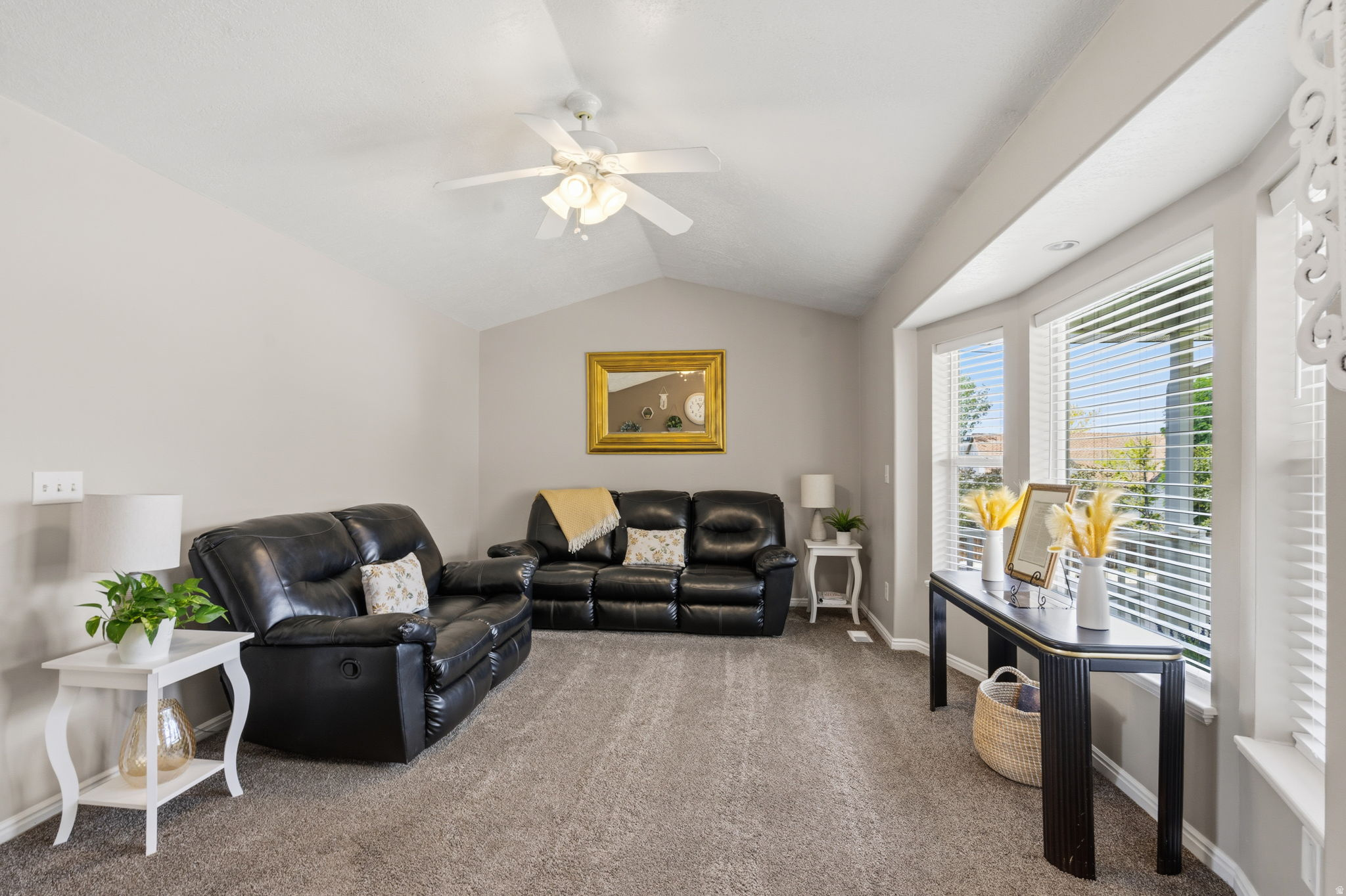 VALLEY VIEW - Residential