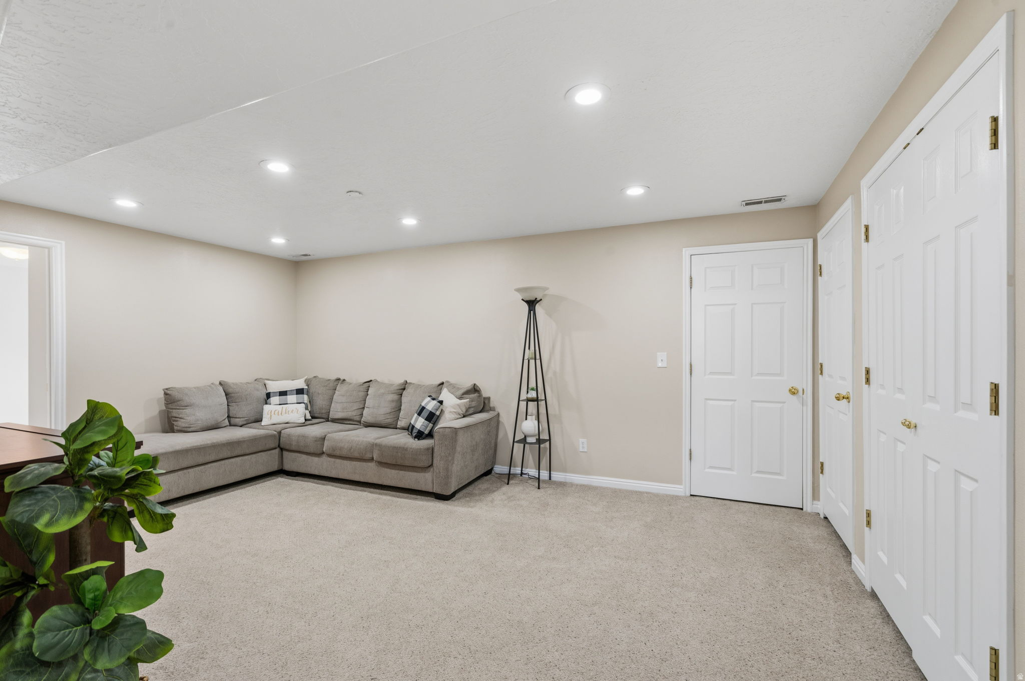 VALLEY VIEW - Residential