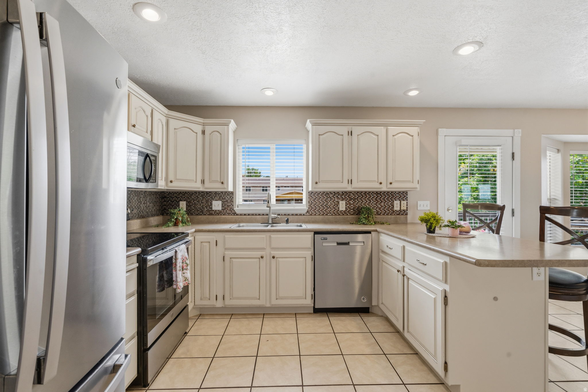 VALLEY VIEW - Residential