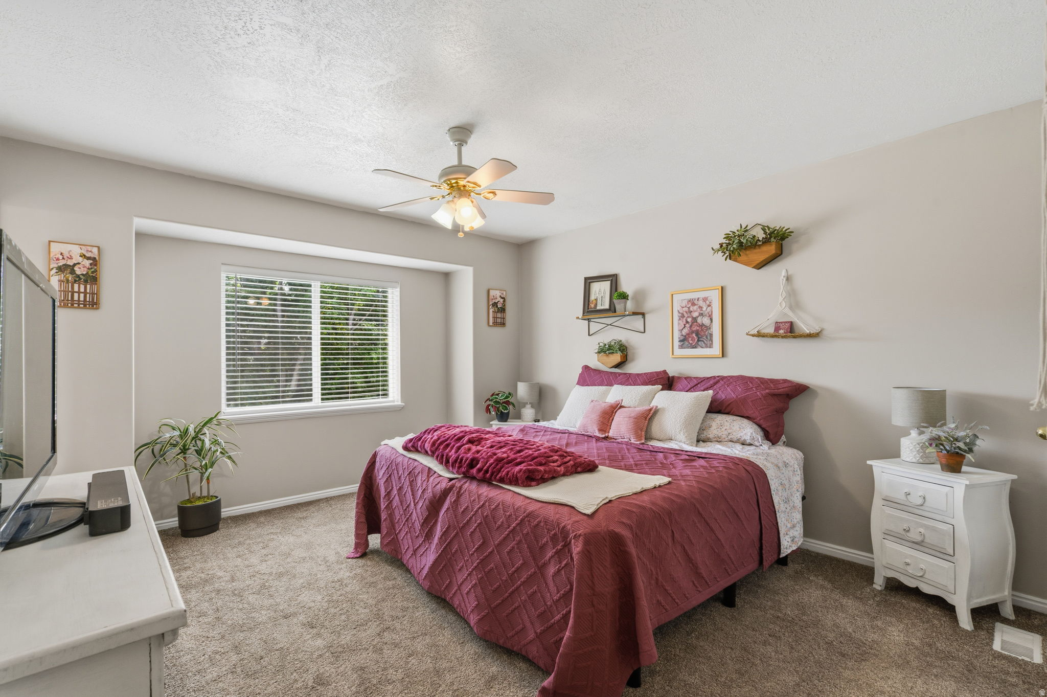 VALLEY VIEW - Residential