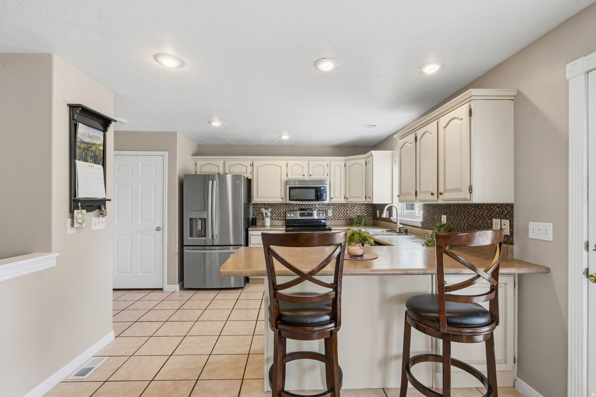 VALLEY VIEW - Residential