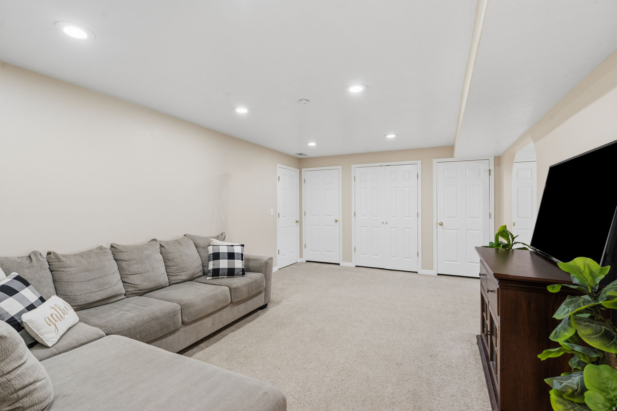 VALLEY VIEW - Residential