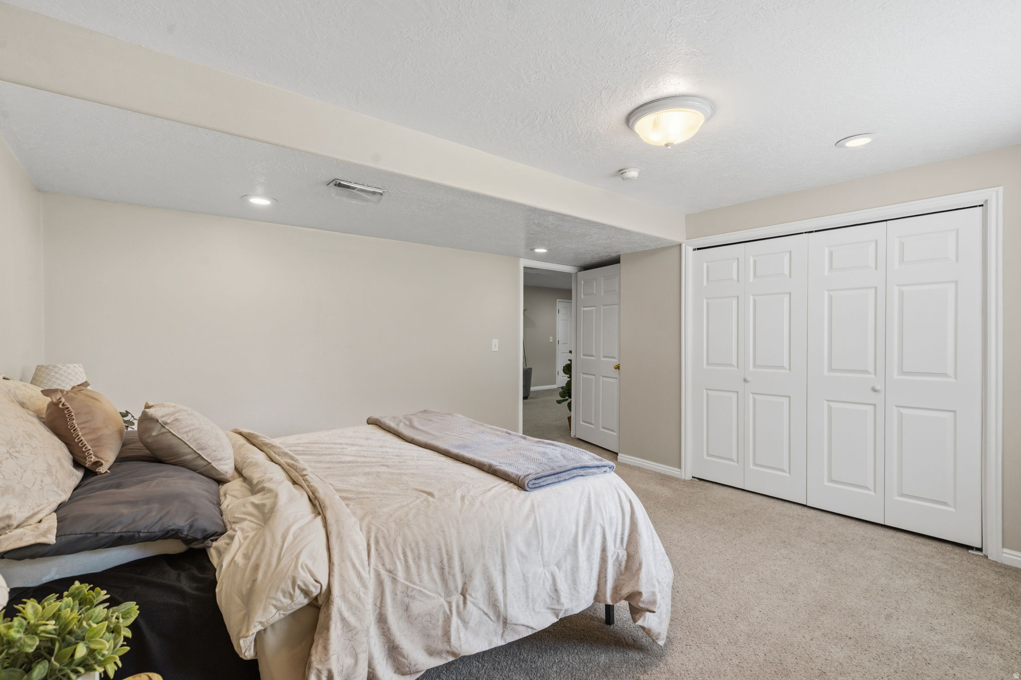 VALLEY VIEW - Residential