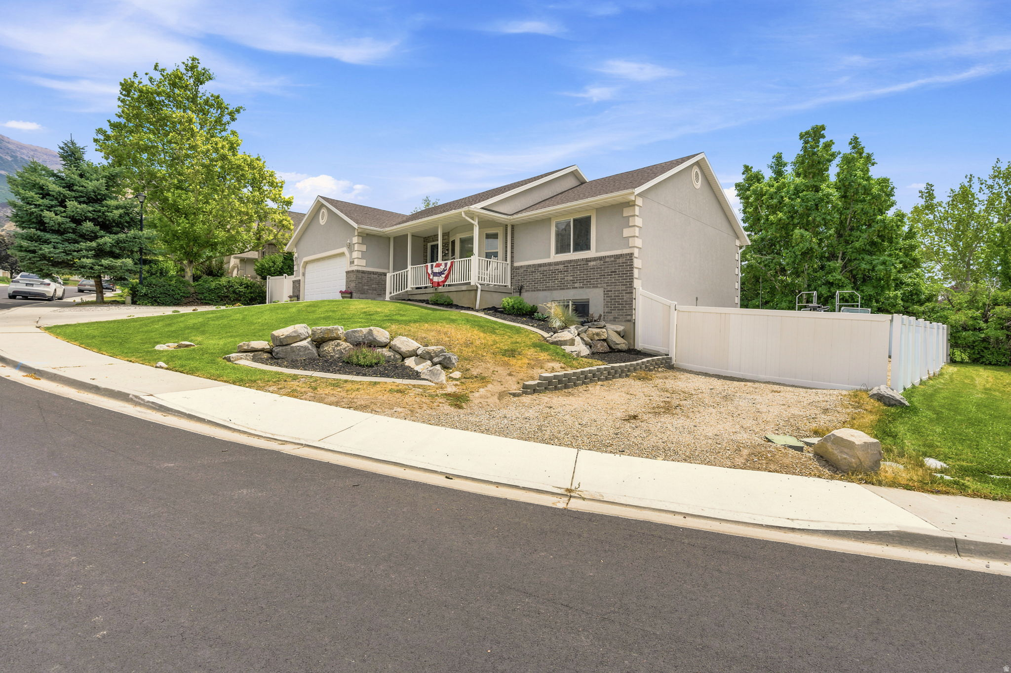 VALLEY VIEW - Residential