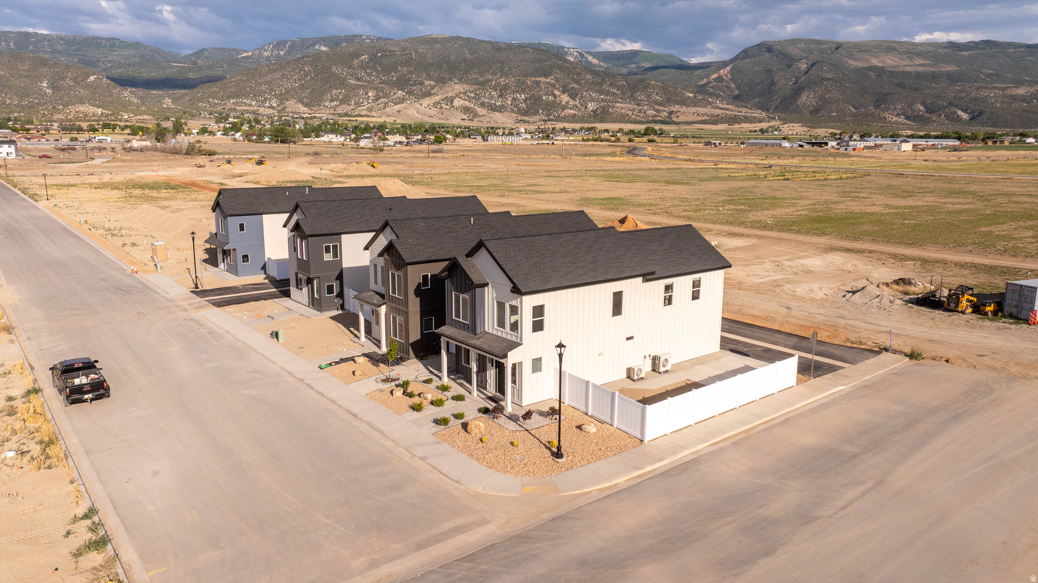 EPHRAIM LANDING - Residential