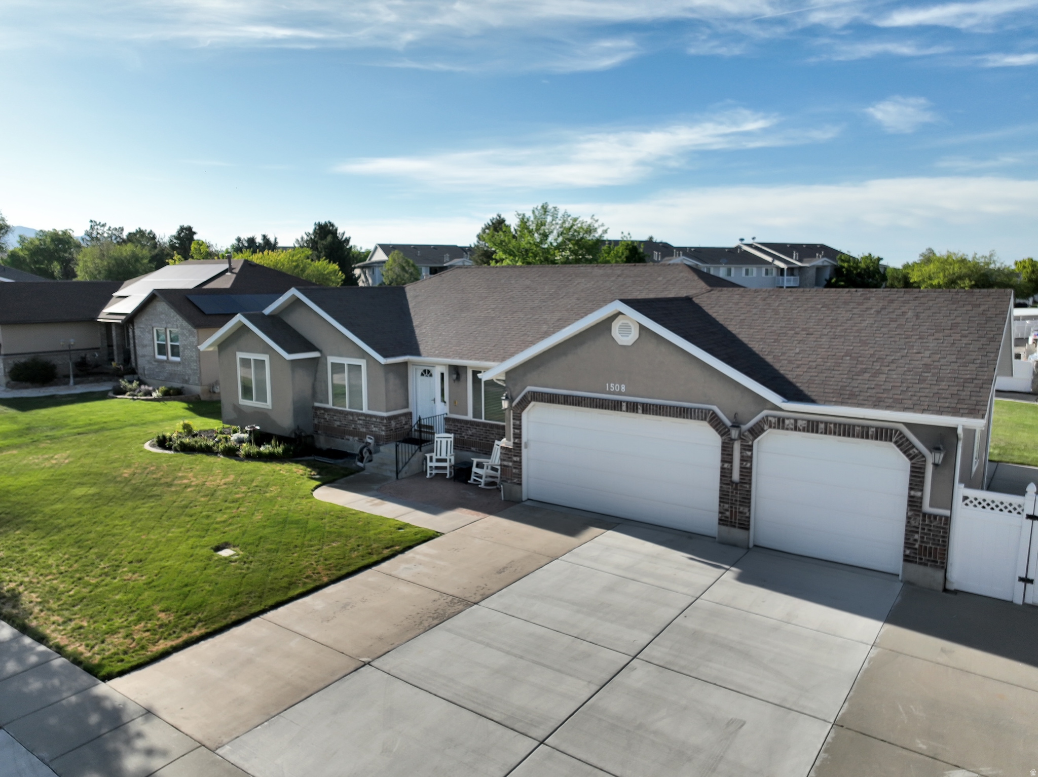 BRIGADOON PARK ESTATES - Residential