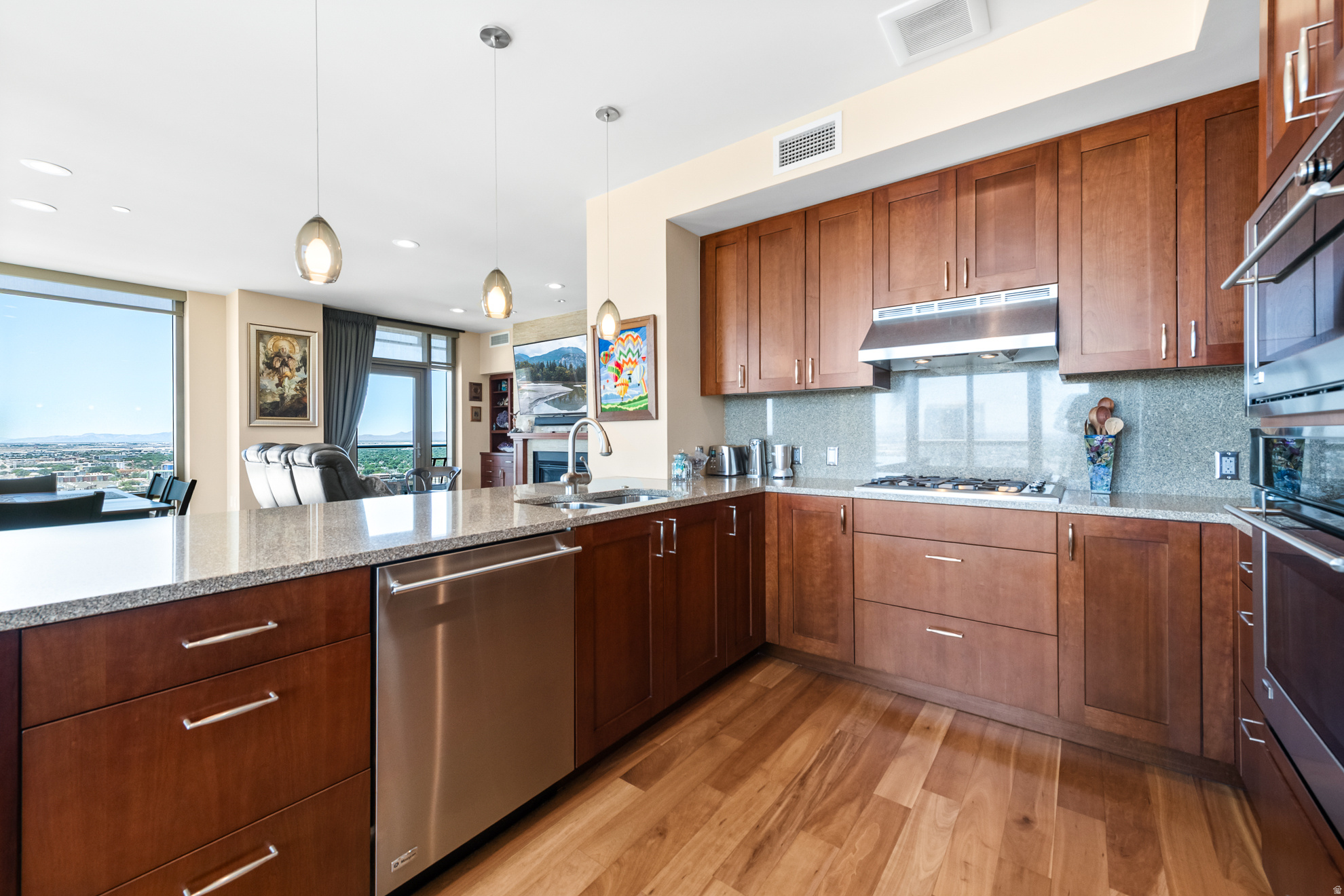 CITY CREEK- 99 WEST - Residential