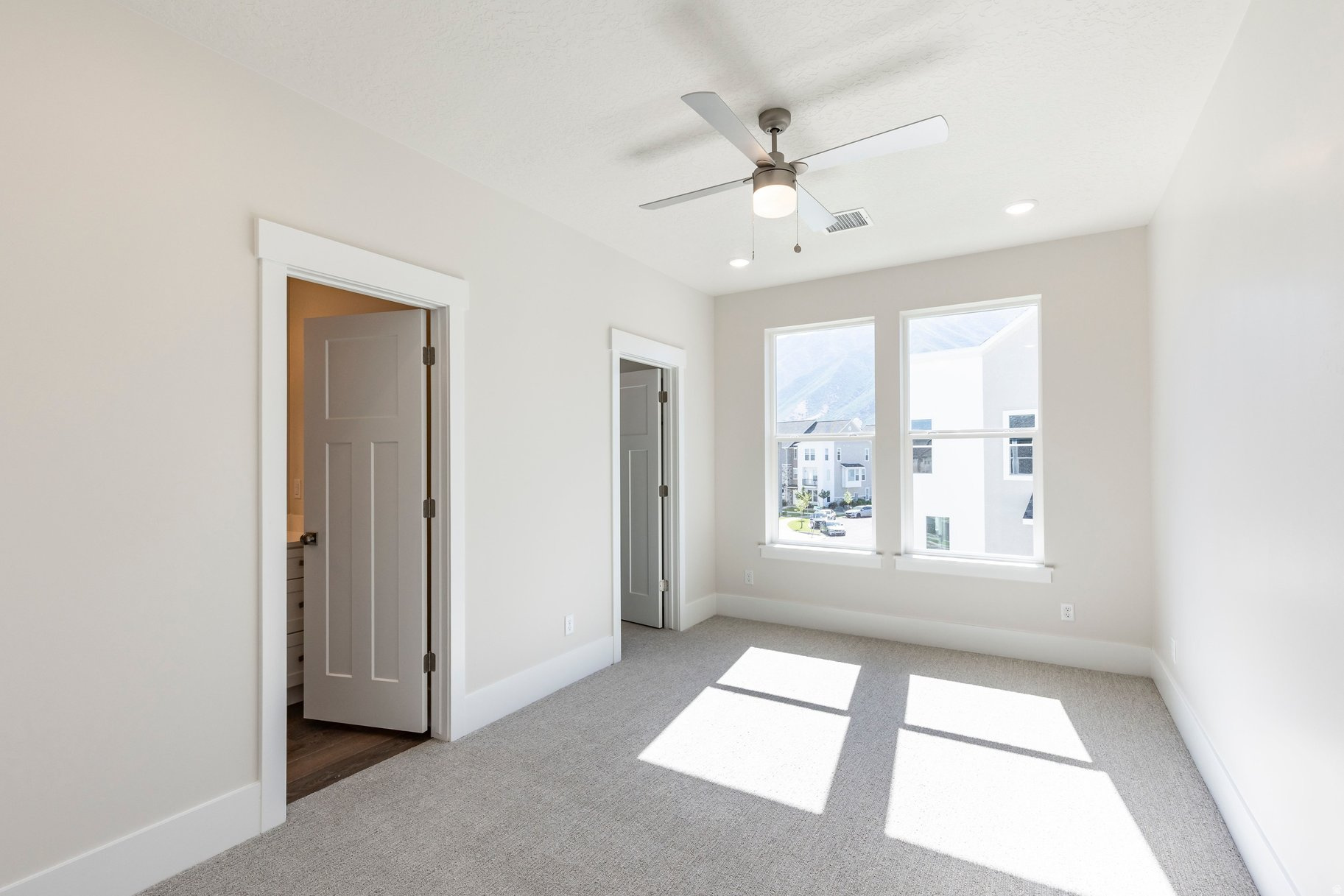 RIDGE - Residential