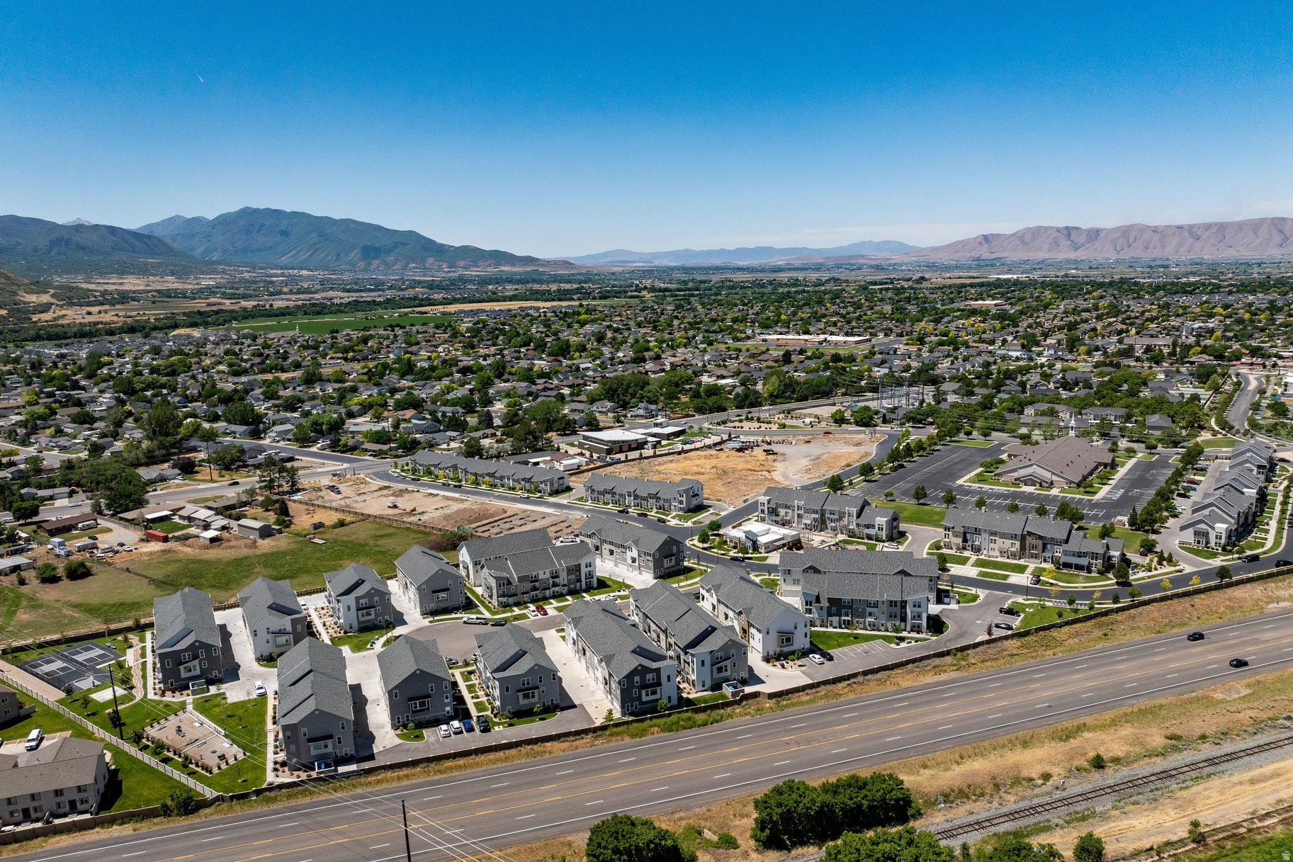RIDGE - Residential