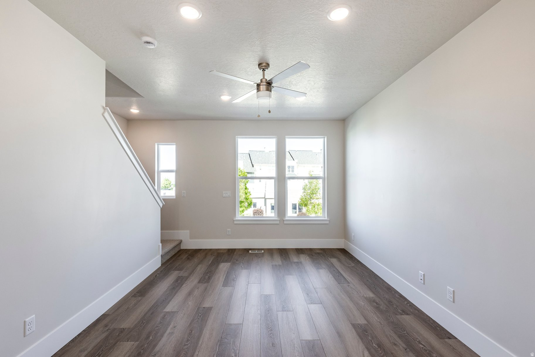 RIDGE - Residential