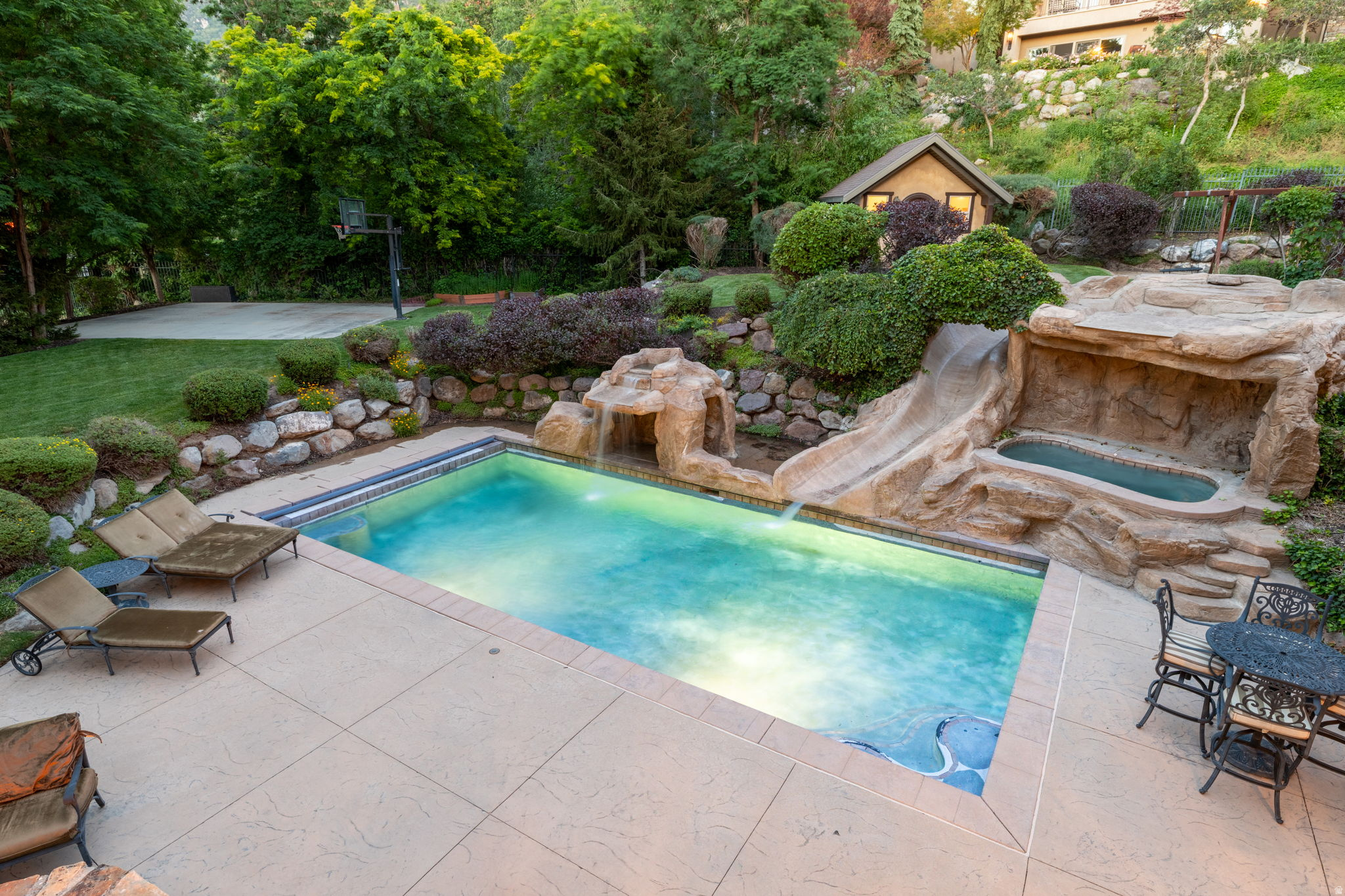 PEPPERWOOD - Residential