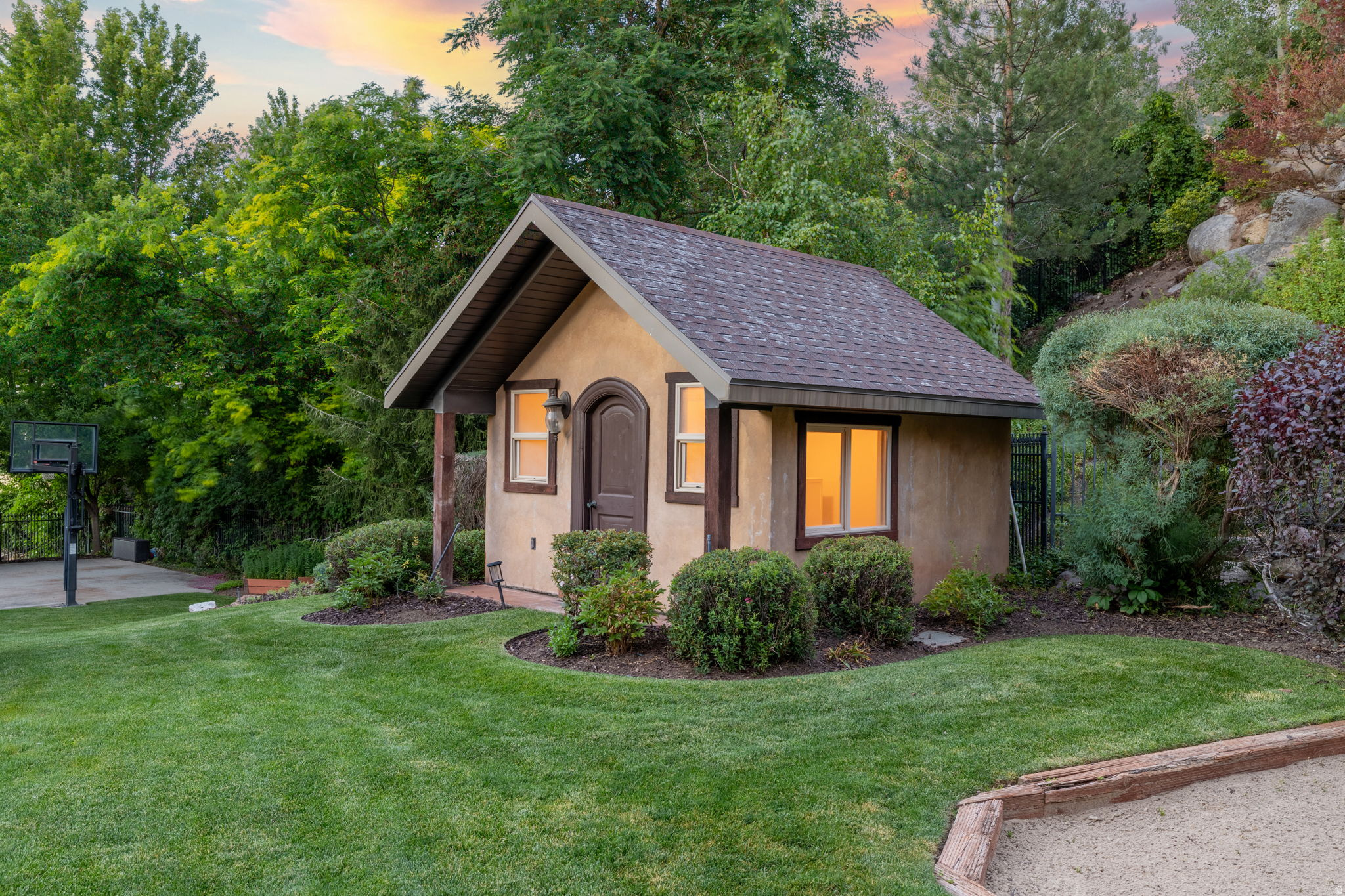 PEPPERWOOD - Residential