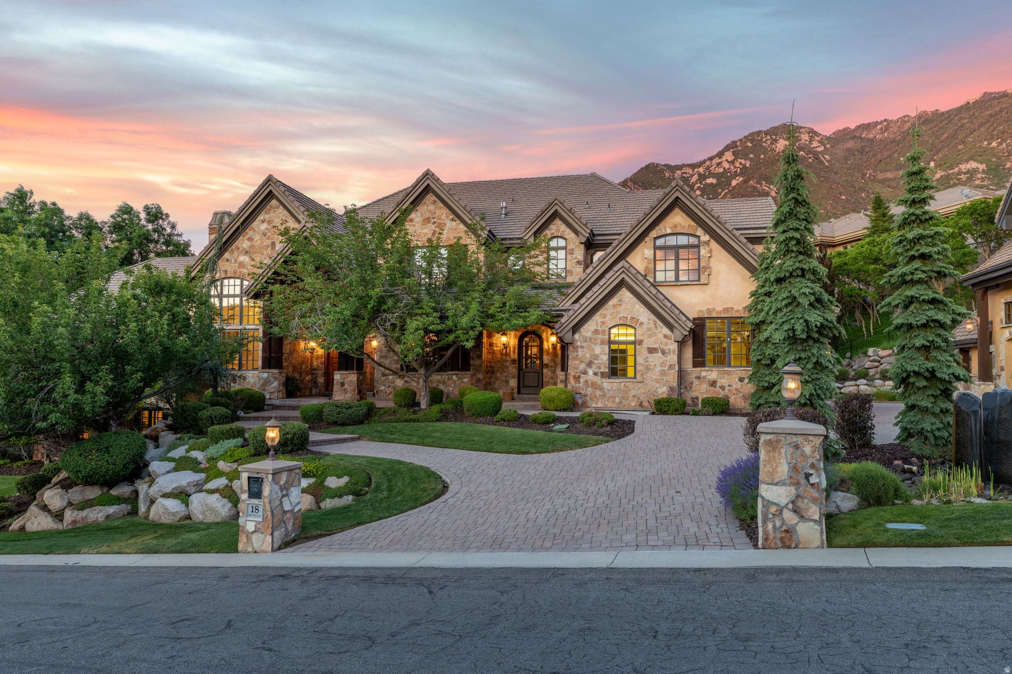PEPPERWOOD - Residential