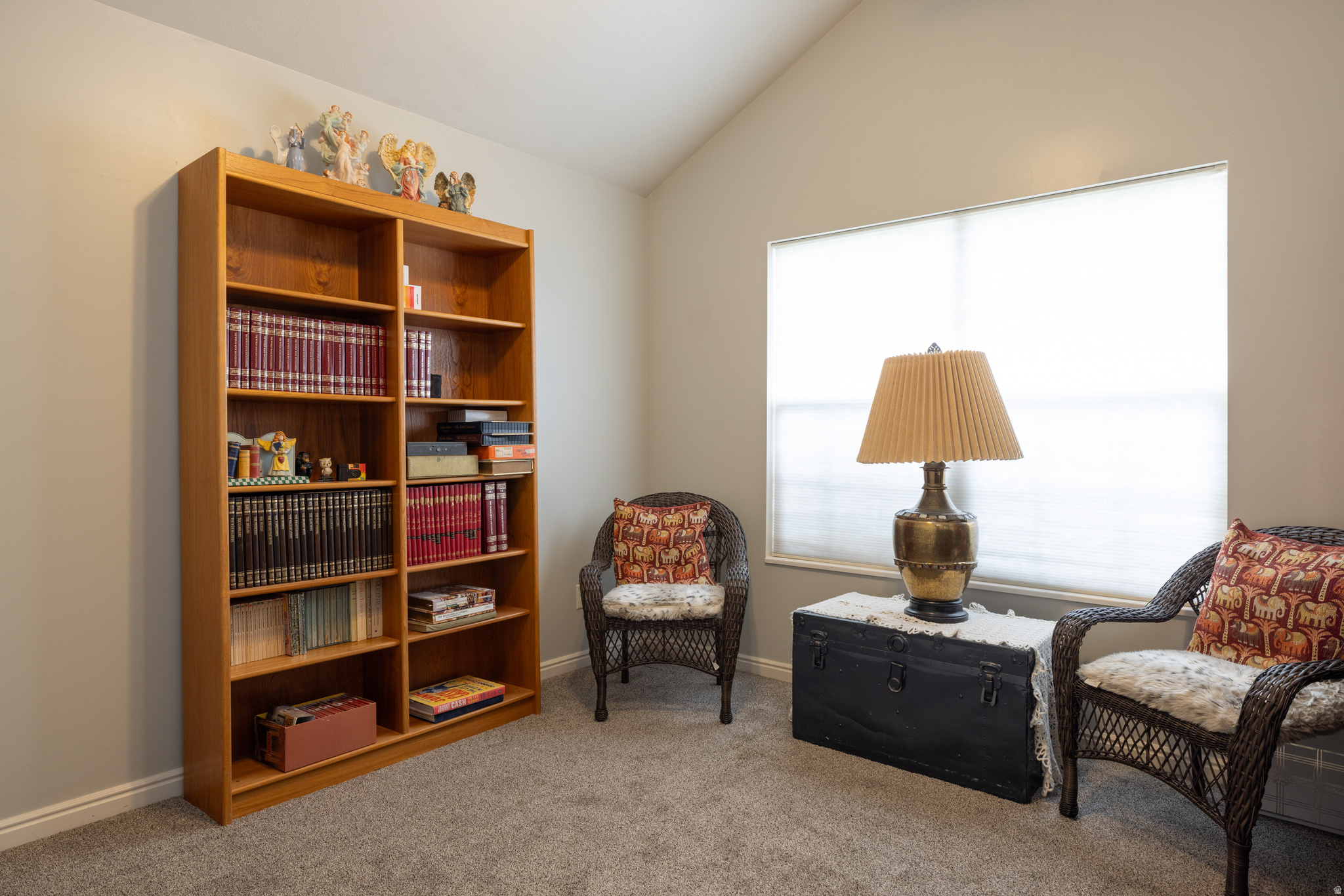 VALLEY VU VILLAS CONDOMINIUM - Residential