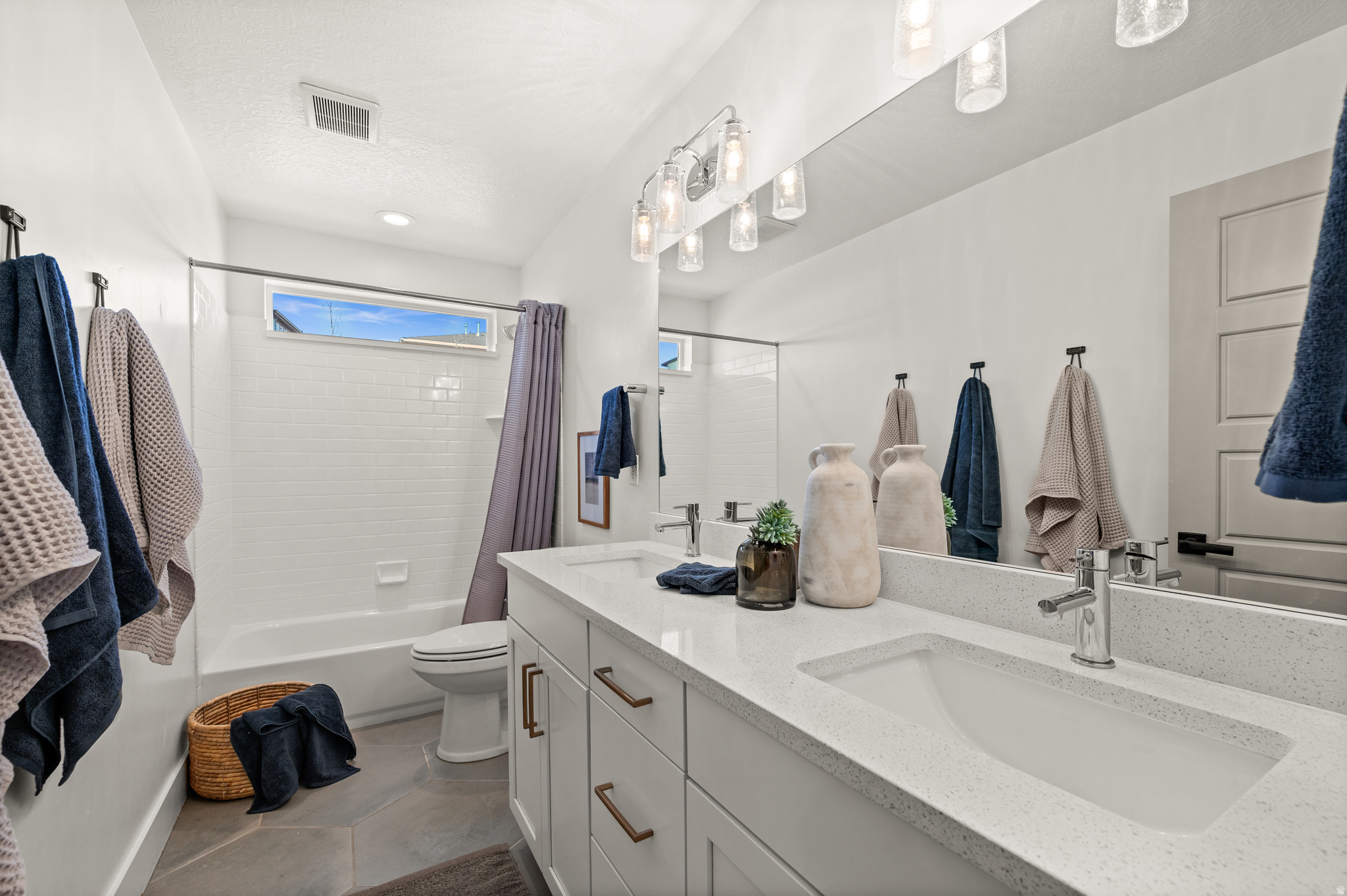 SUNCREST | EDELWEISS - Residential Lease