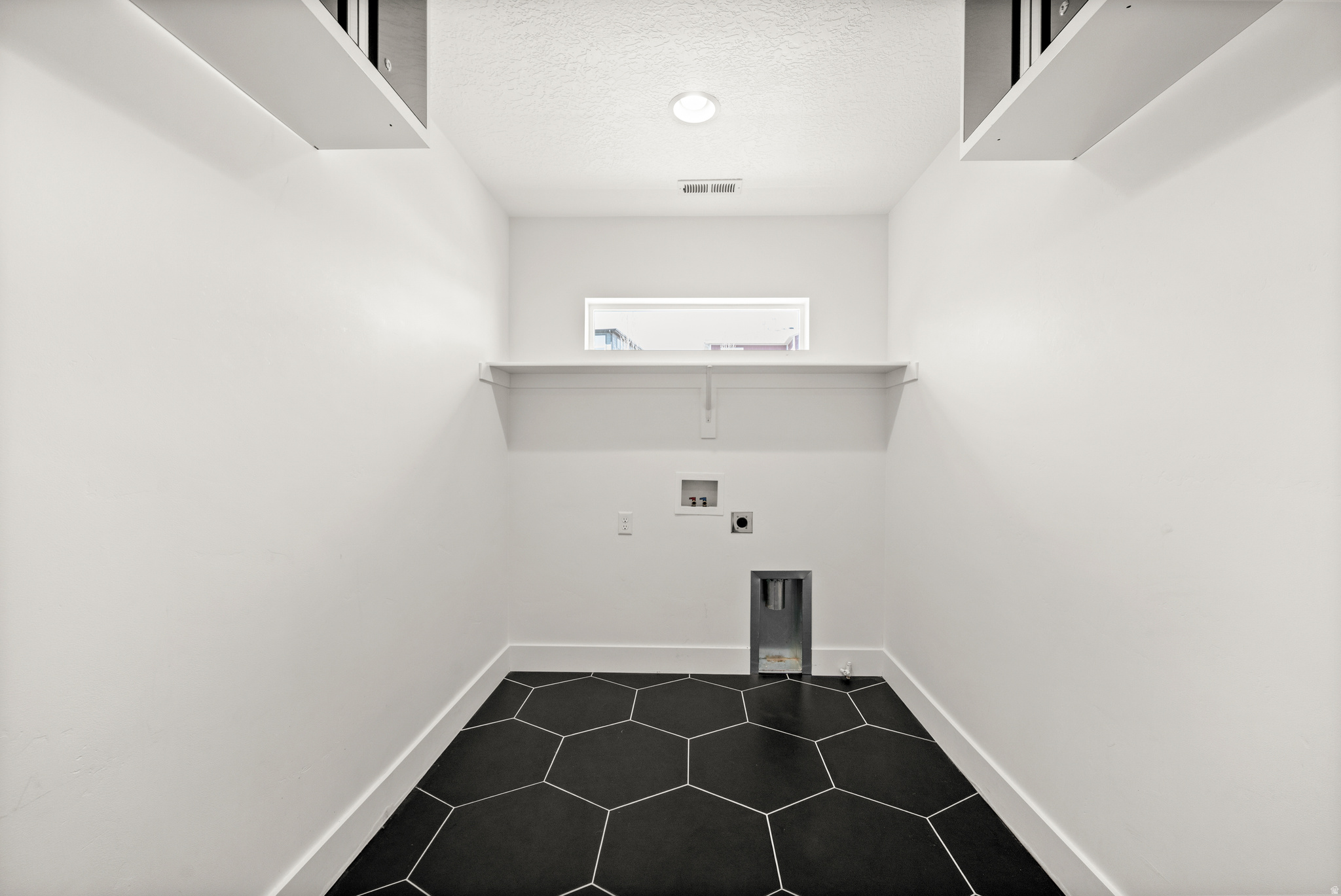 SUNCREST | EDELWEISS - Residential Lease