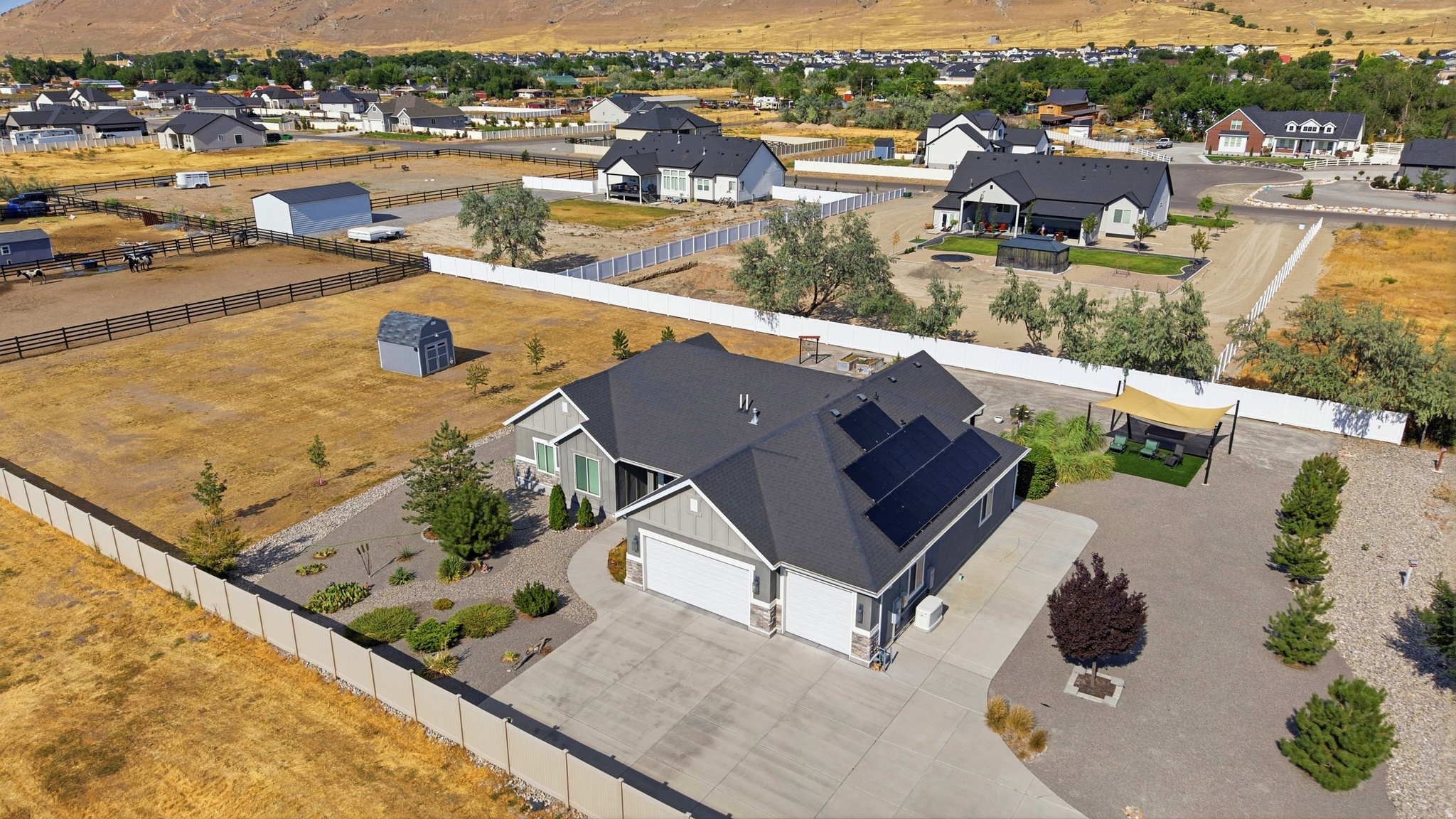 BRIDLE WALK ACRES SUBDIVISION - Residential