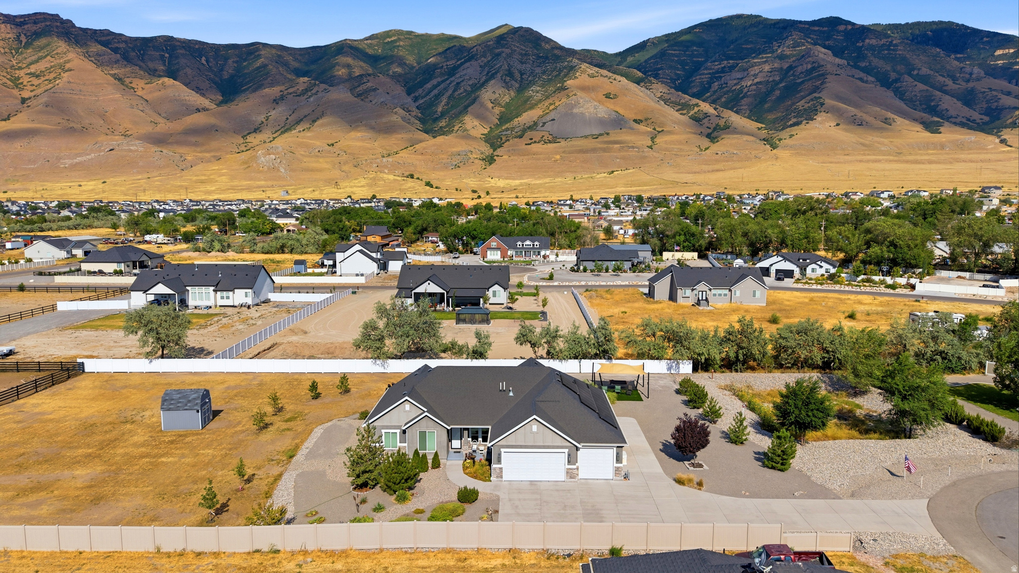 BRIDLE WALK ACRES SUBDIVISION - Residential