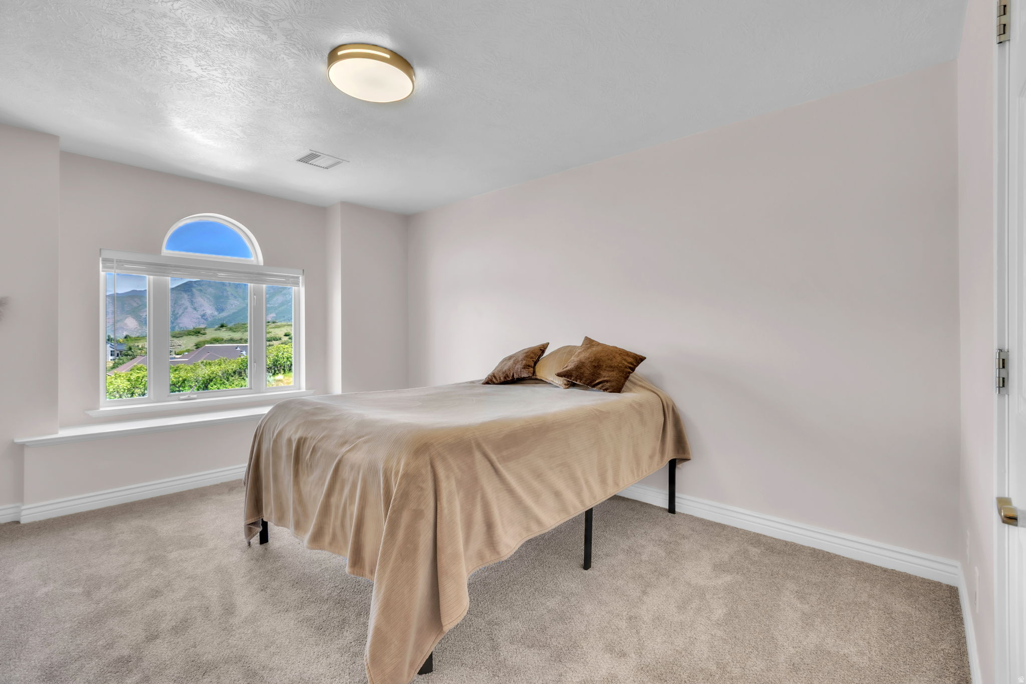 OAK BLUFF ESTATES - Residential