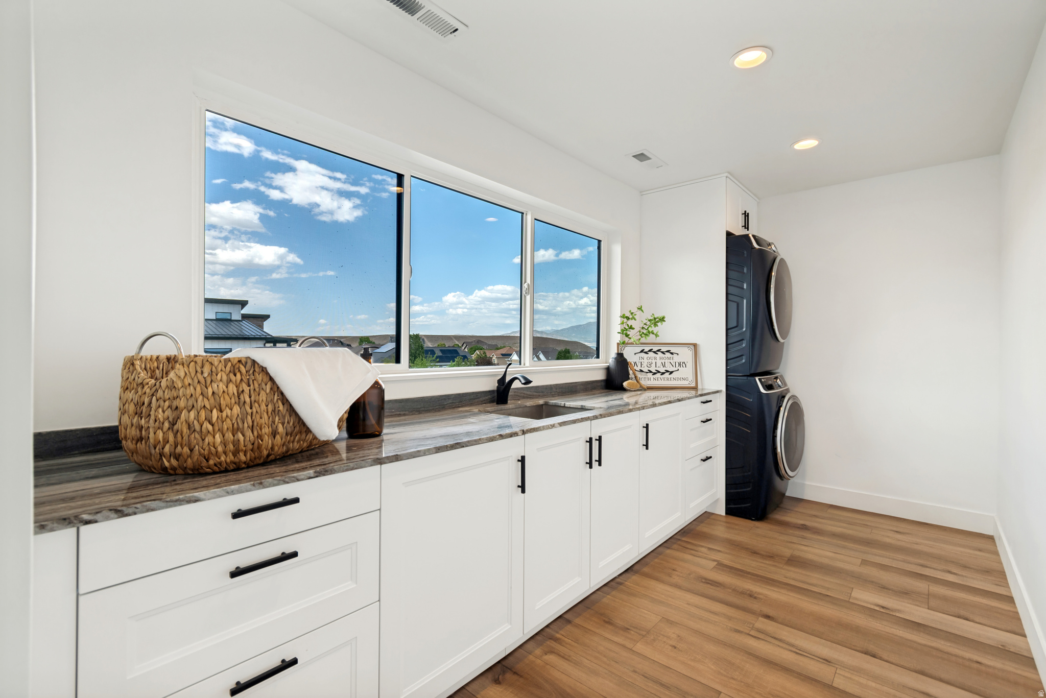 JACOBS - Residential