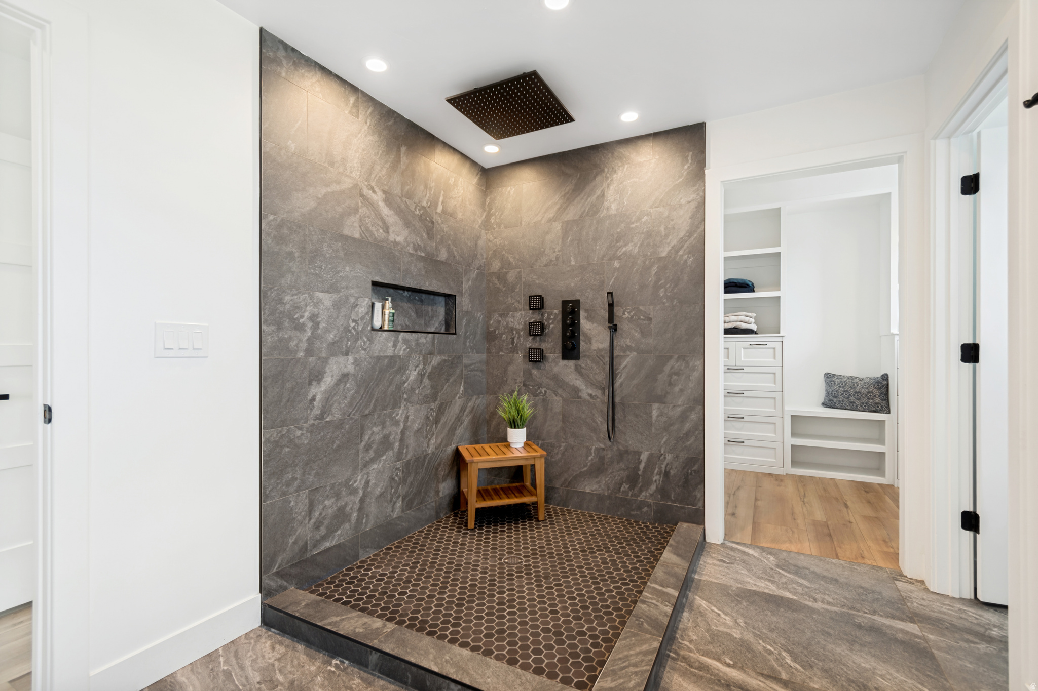 JACOBS - Residential