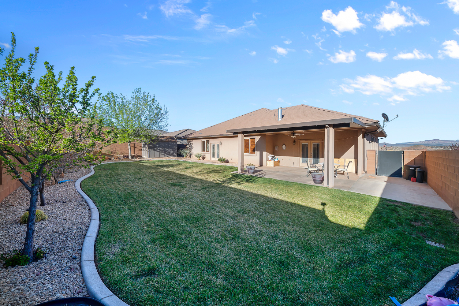 CRIMSON VIEW - Residential