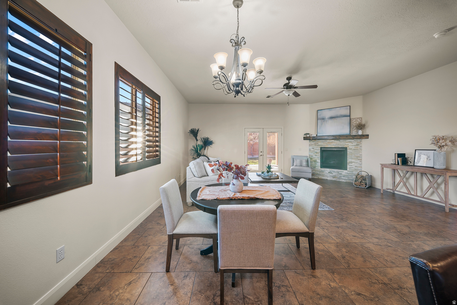 CRIMSON VIEW - Residential