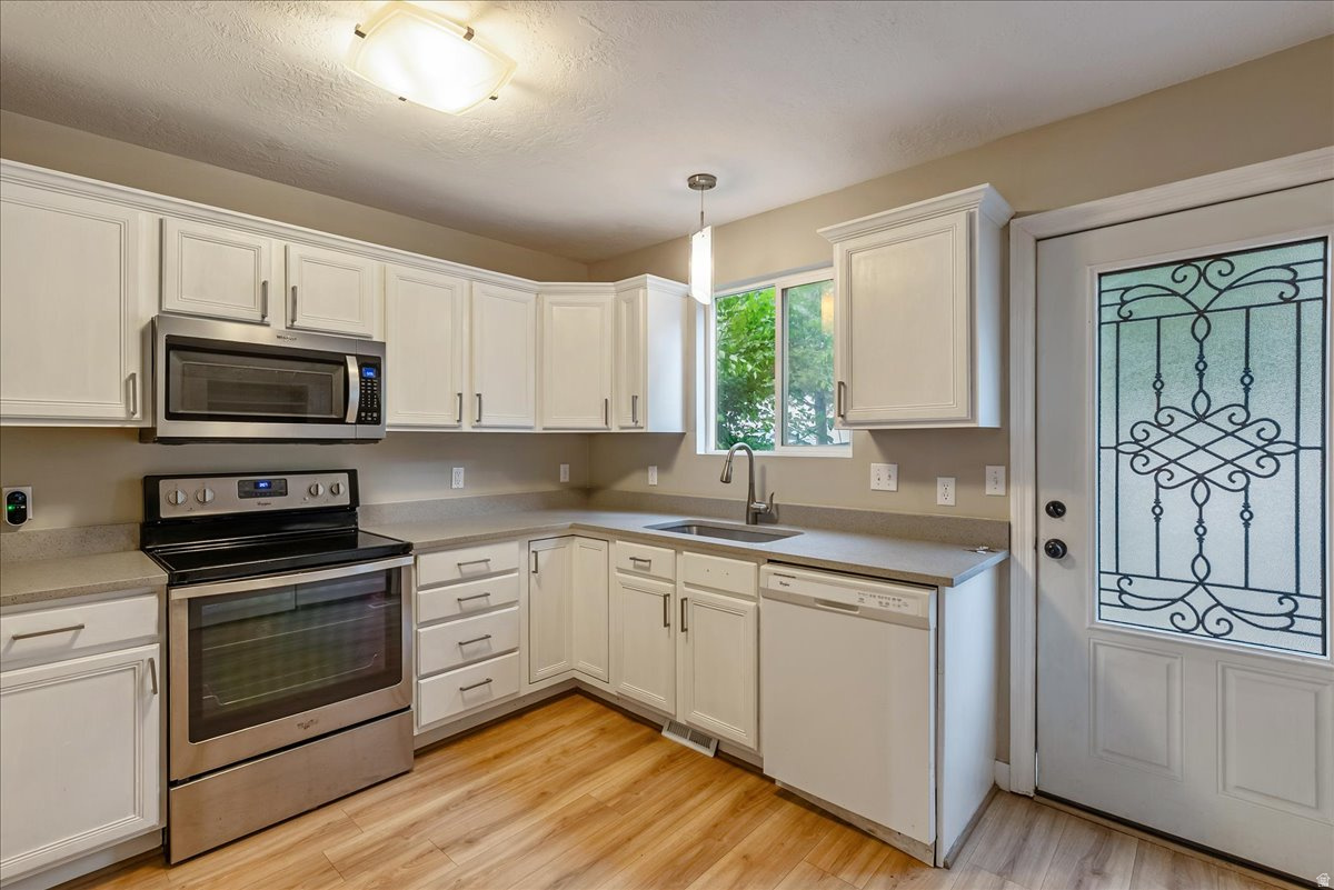 PARK PLACE TOWNHOMES - Residential