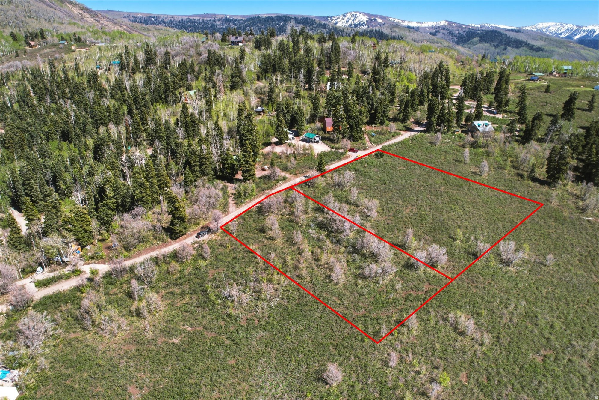 SKYLINE MOUNTAIN RESORT - Land