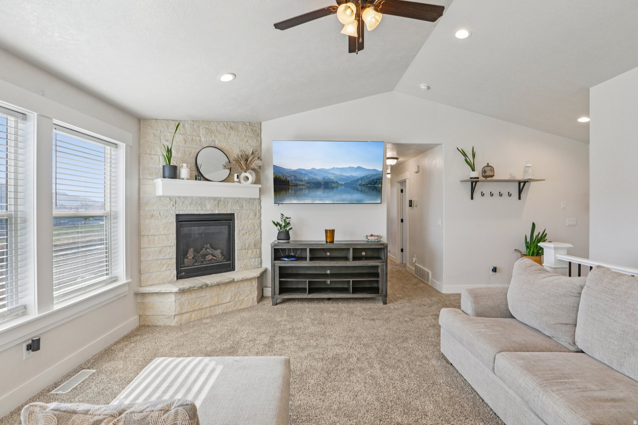 CHADAZ ESTATES - Residential
