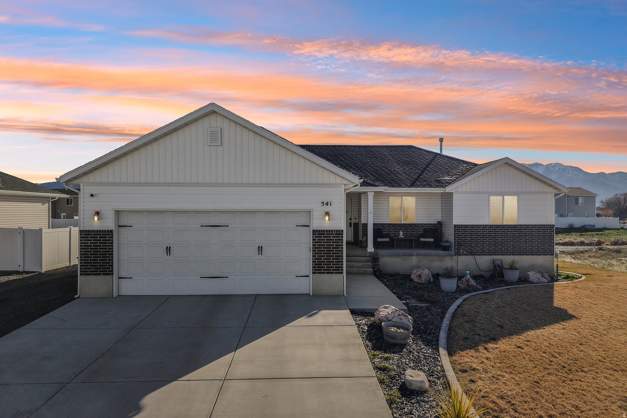 CHADAZ ESTATES - Residential