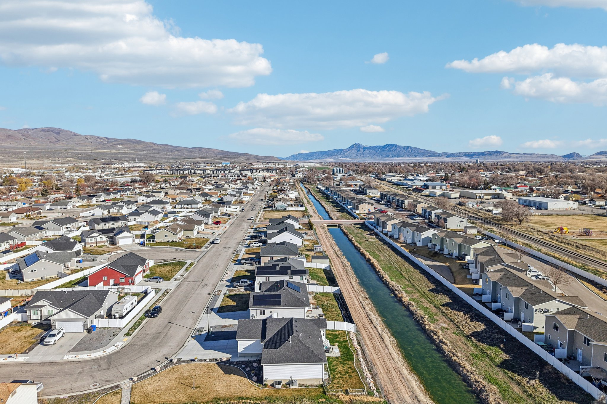 CHADAZ ESTATES - Residential