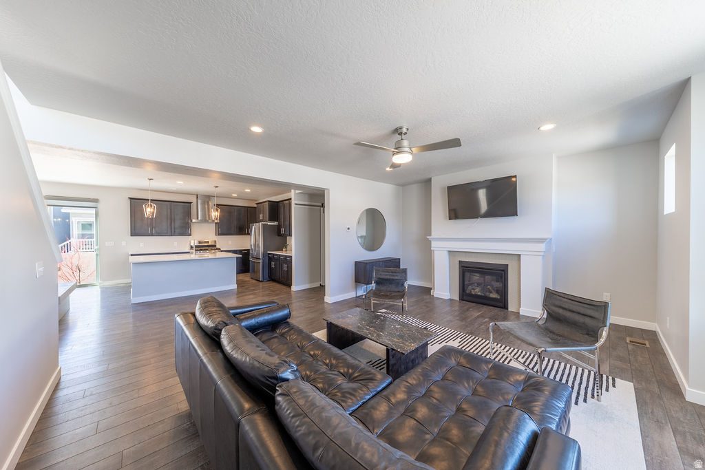 HERRIMAN TOWNE CENTER - Residential