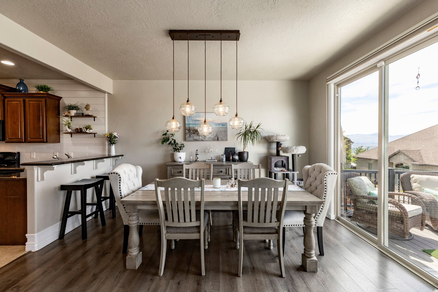 TRAVERSE CHATEAUX - Residential
