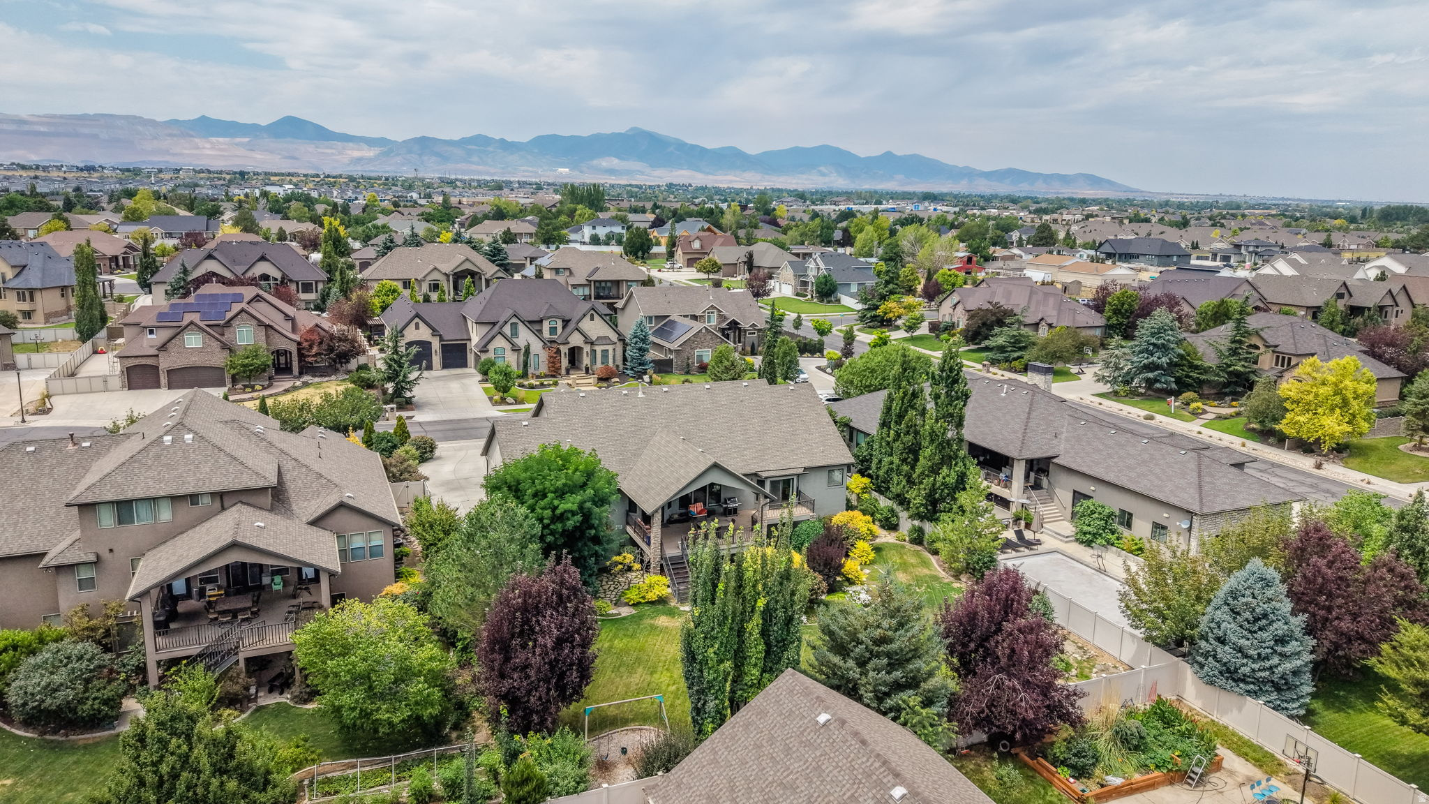 BISON RIDGE - Residential