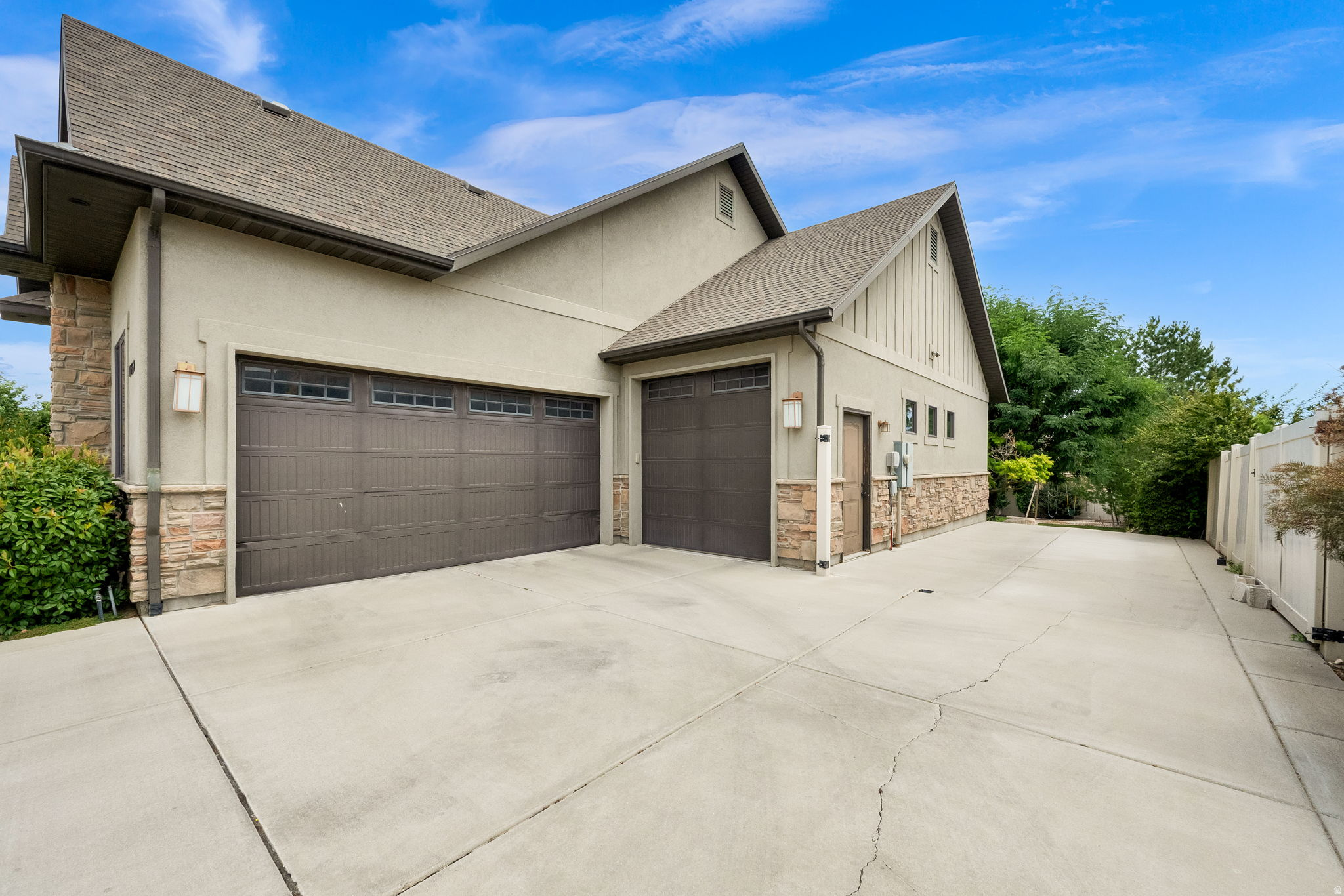 BISON RIDGE - Residential