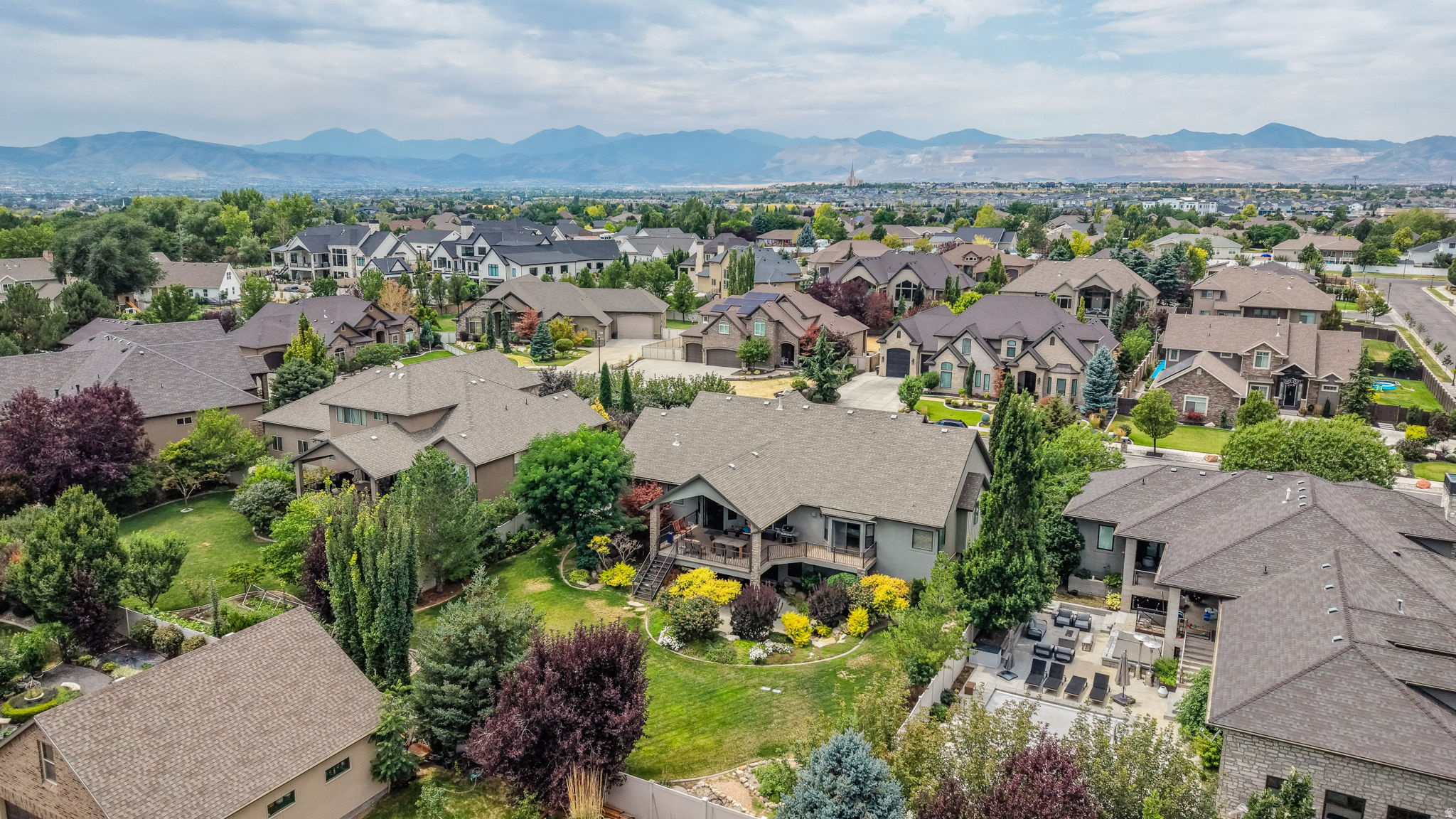 BISON RIDGE - Residential